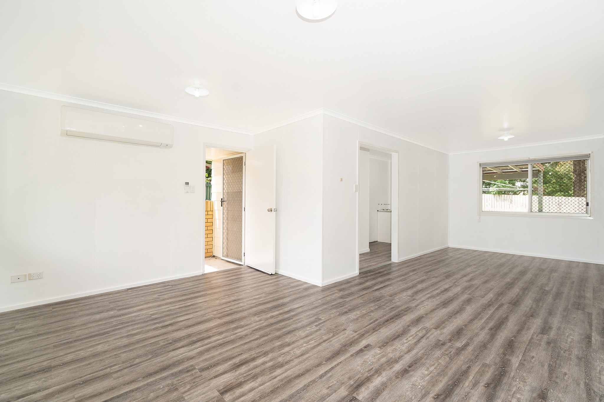 8 Loane Crescent, Lawnton, QLD 4501