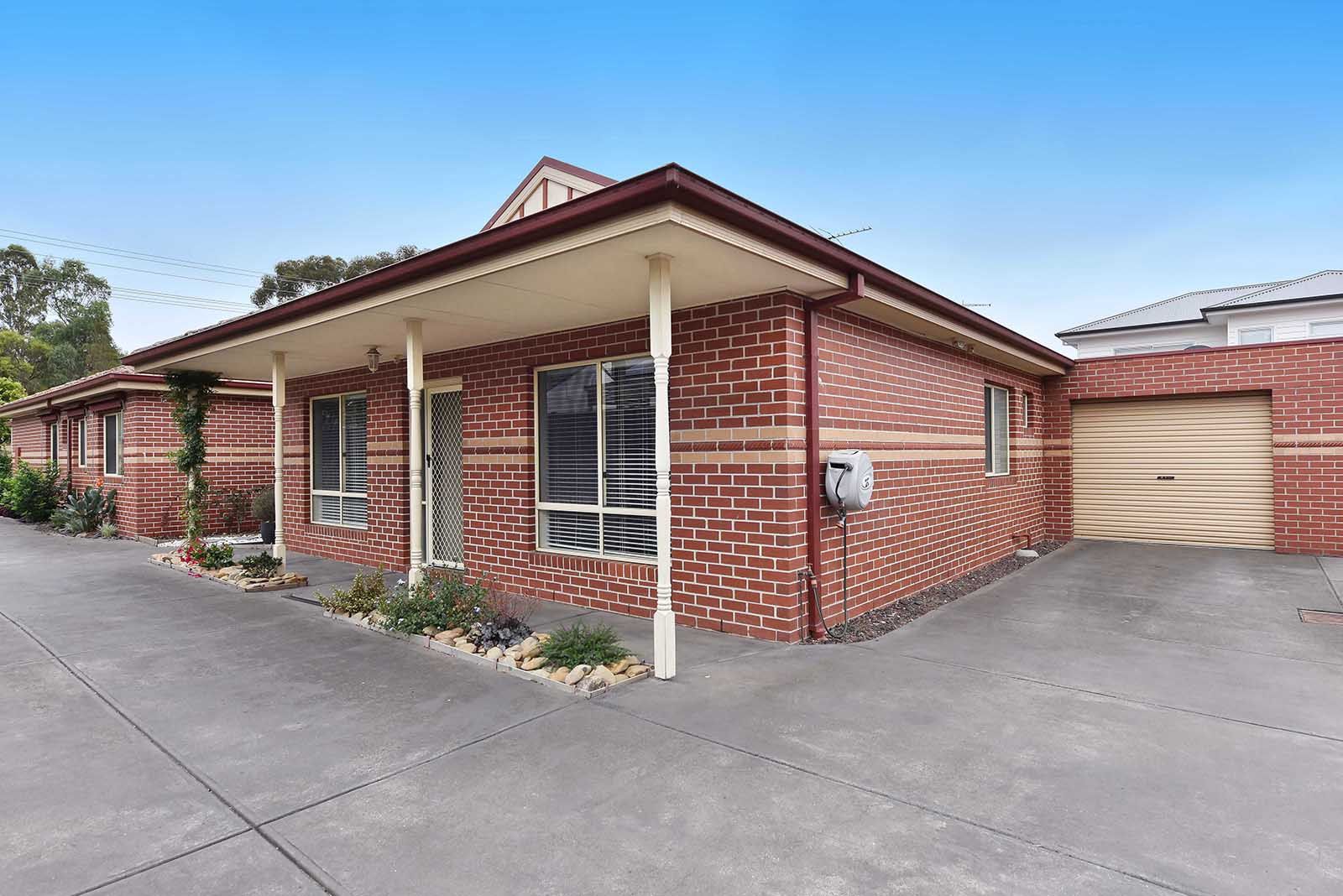 2/77 Pasley Street — photo from Ray White Sunbury
