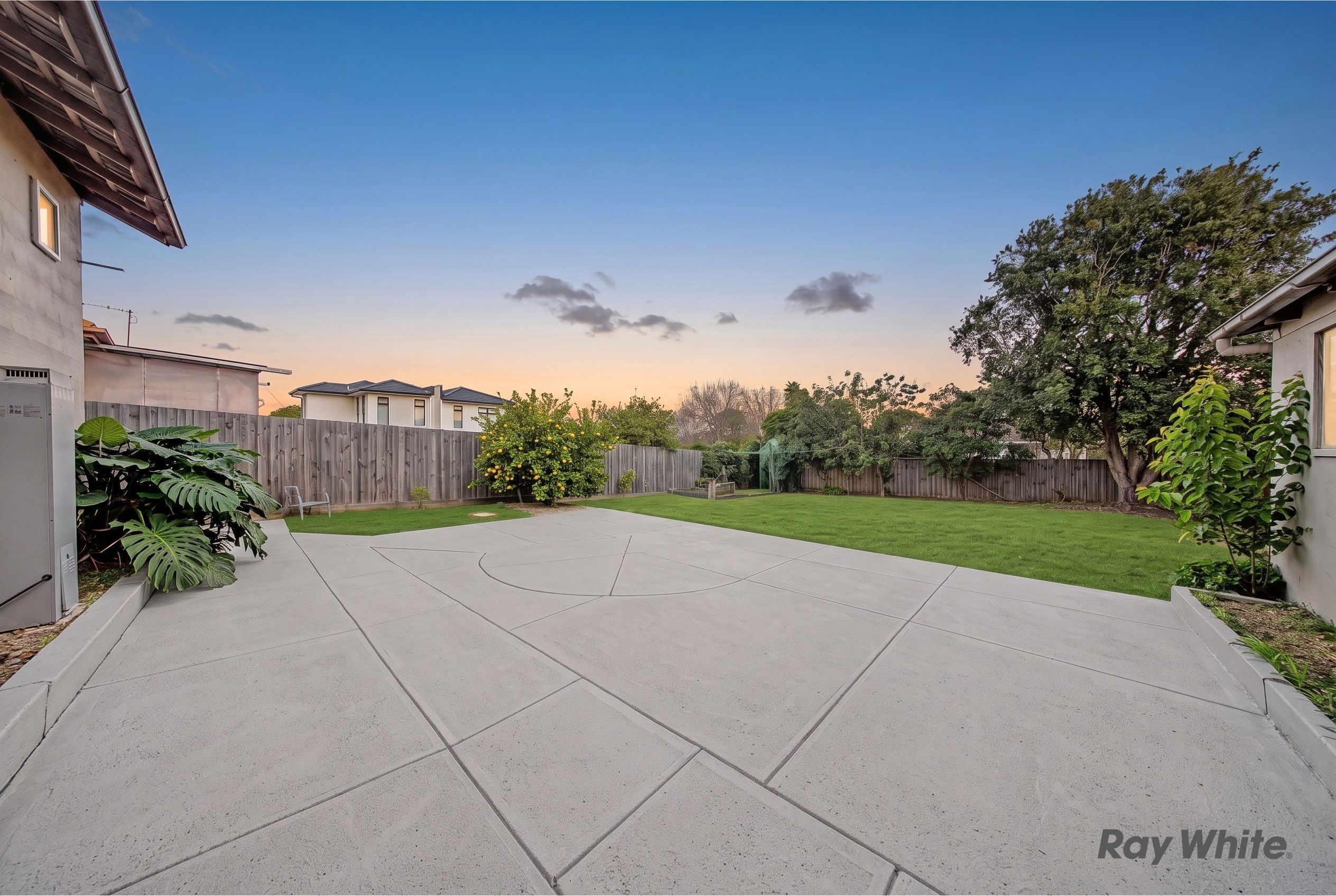 29 Ash Street — photo 14 of 20