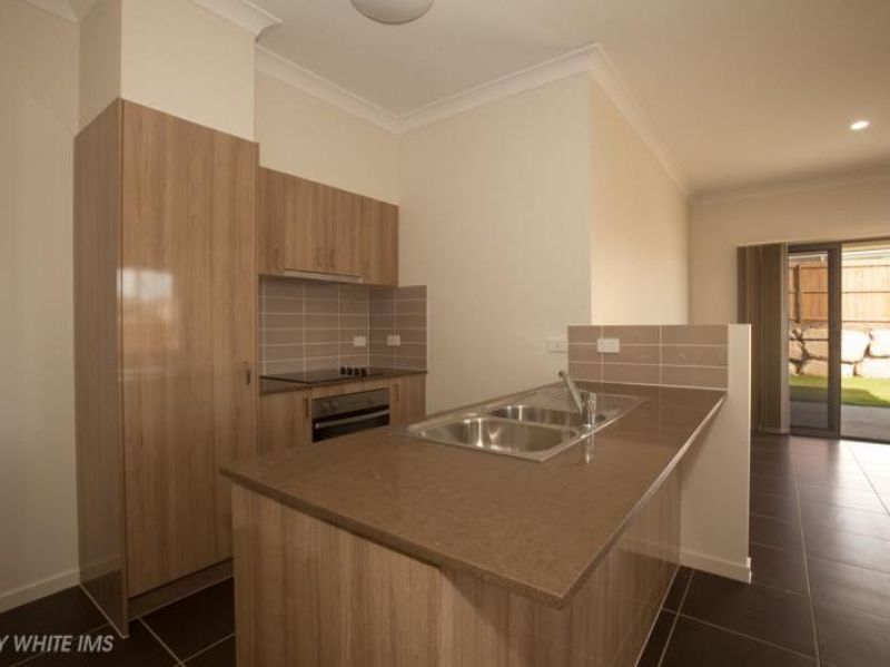 1 Geoffrey Miller Avenue, Pimpama, QLD 4209