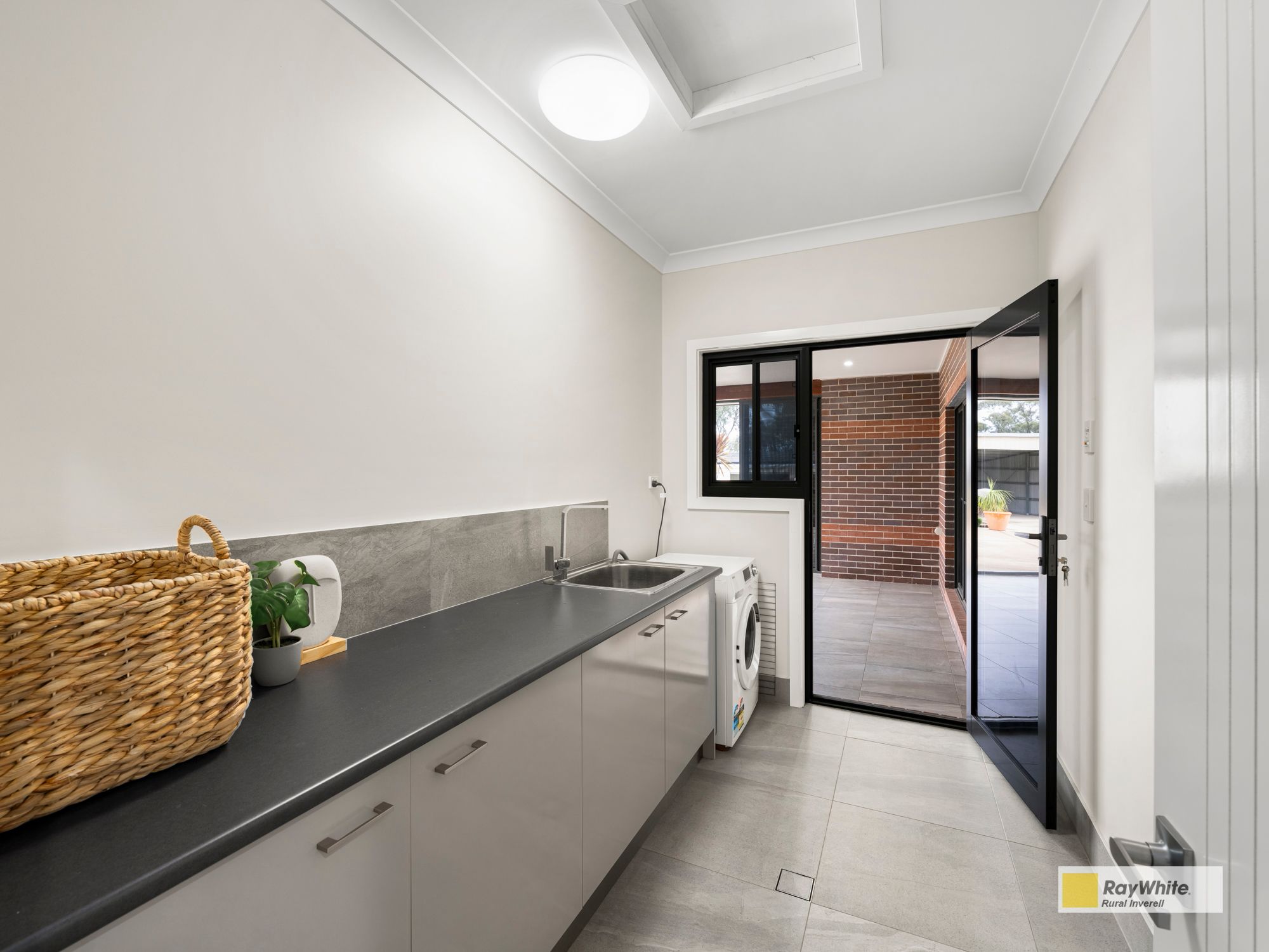 11 Wolbah Close — photo 19 of 30