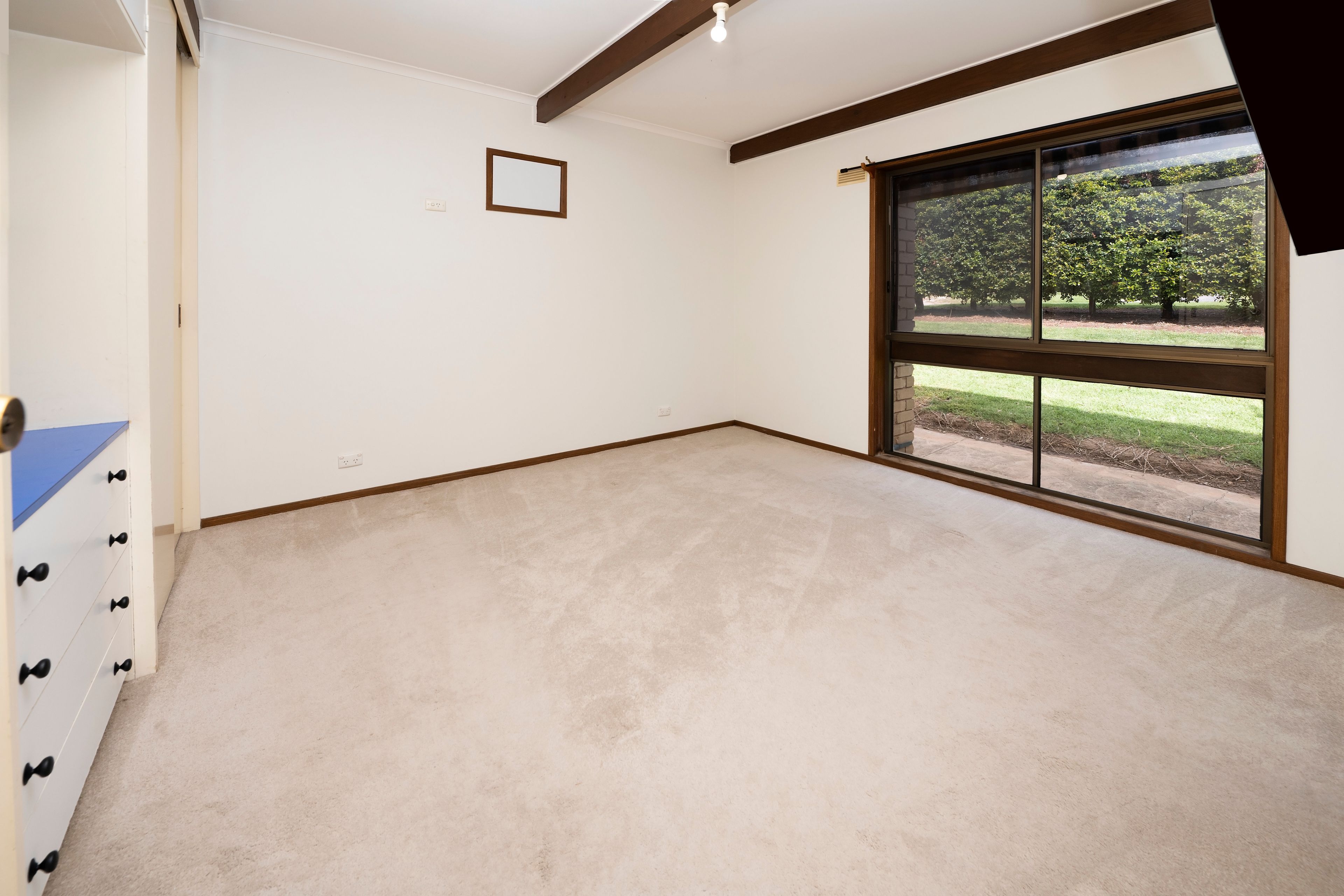 12 Bell Street — photo 8 of 23