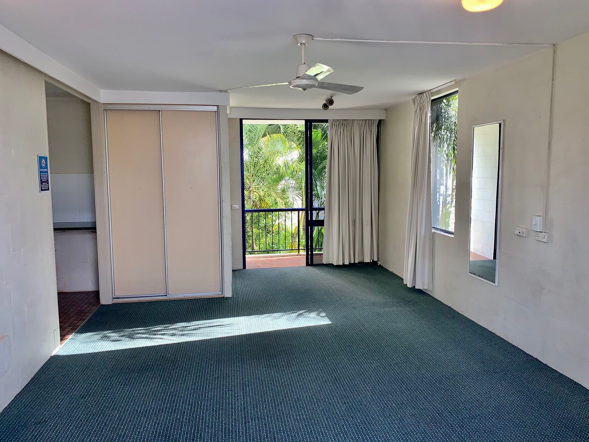 40/2877 Gold Coast Highway, Surfers Paradise, QLD 4217
