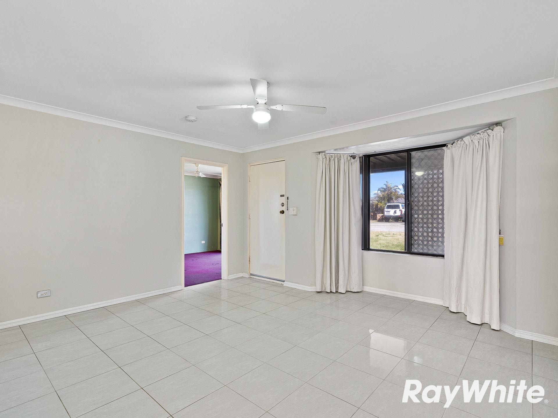 4 Newlyn Way — photo 6 of 19