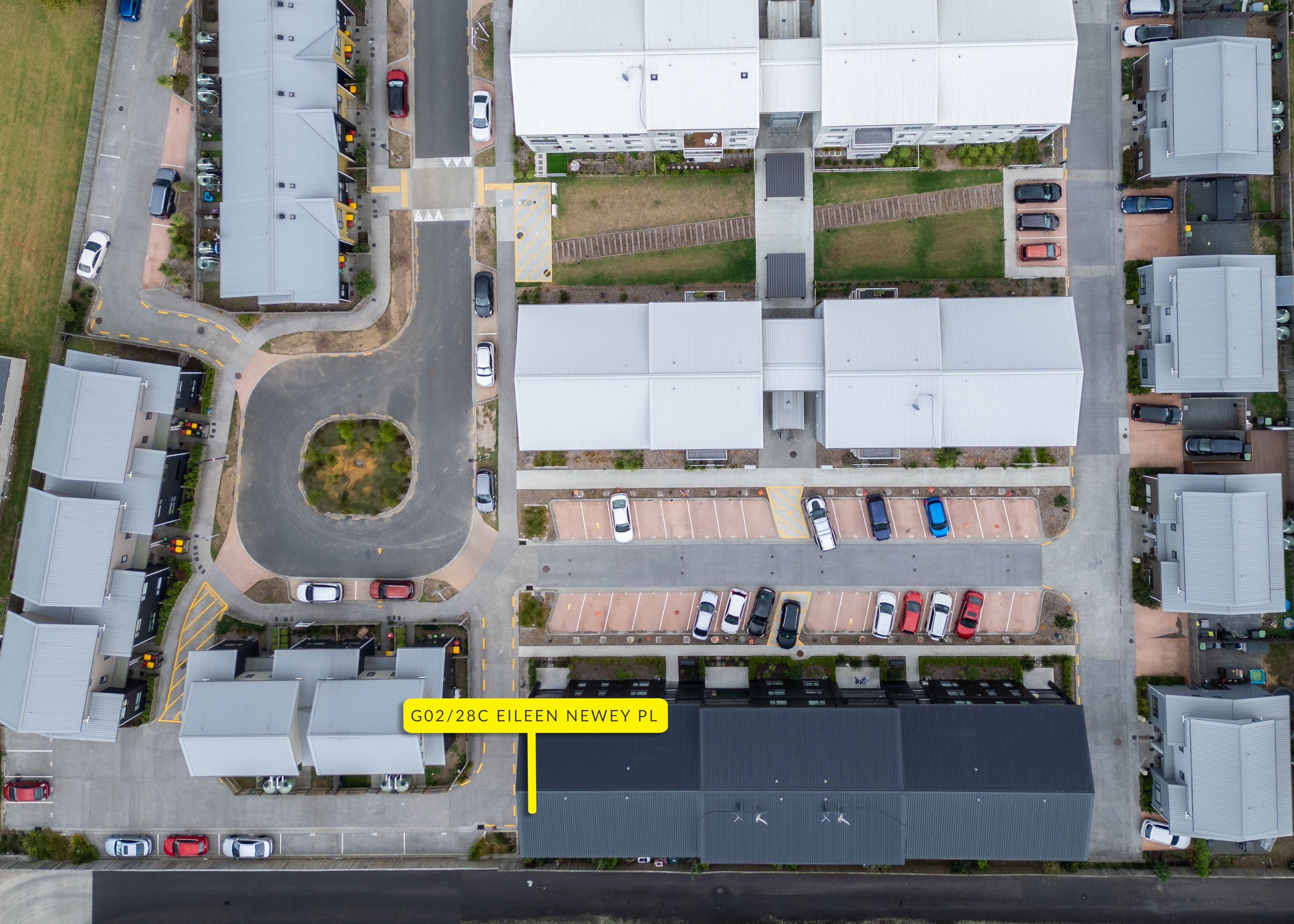 G02/28C Eileen Newey Place, Henderson, Waitakere City