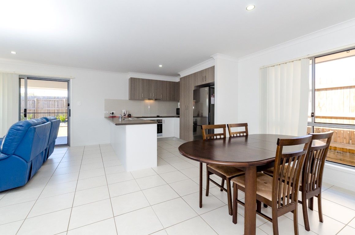7 Avocet Road, Kirkwood, QLD 4680