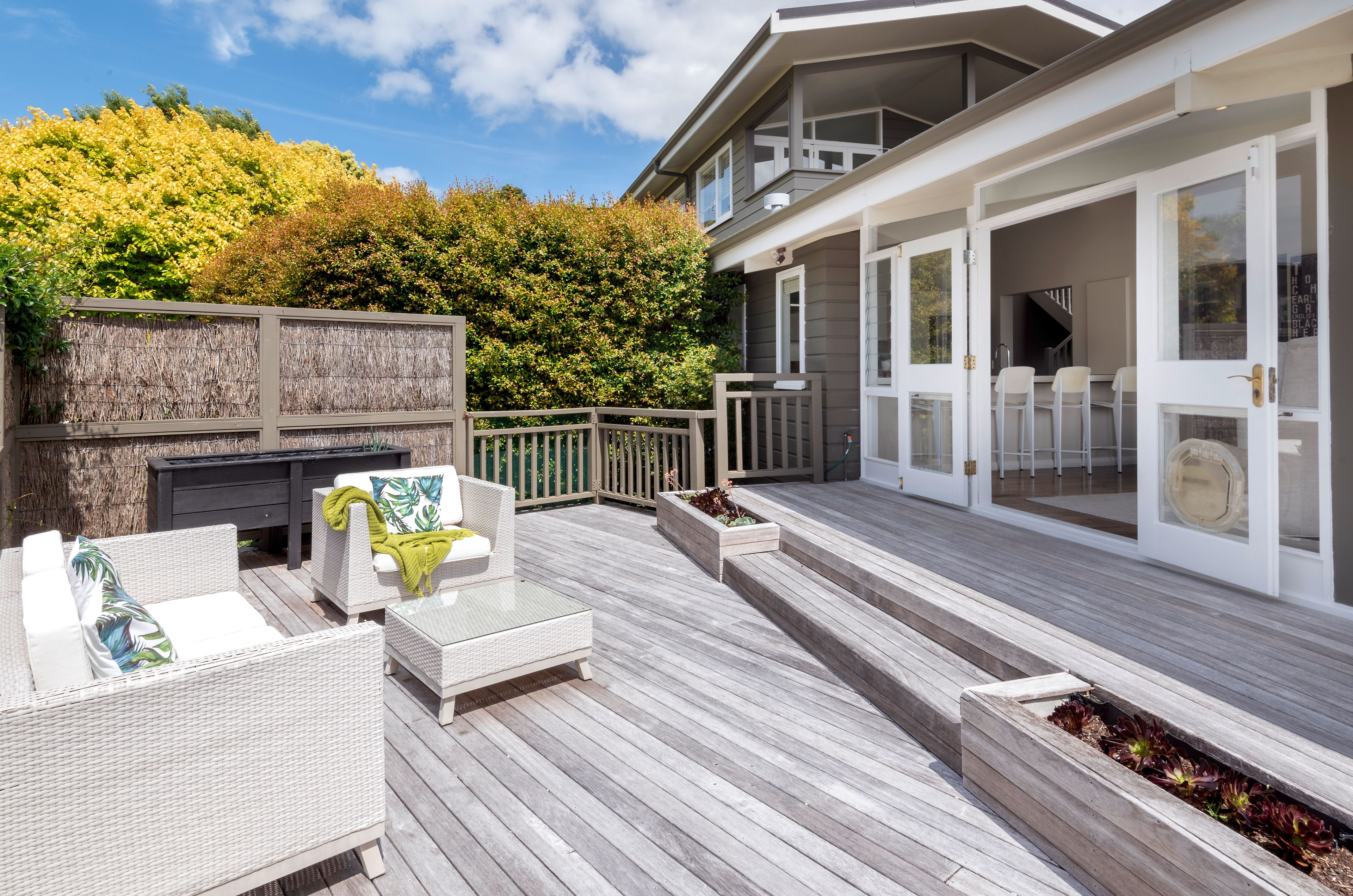 104 Mellons Bay Road, Mellons Bay, Manukau City 2014 Sold House Ray