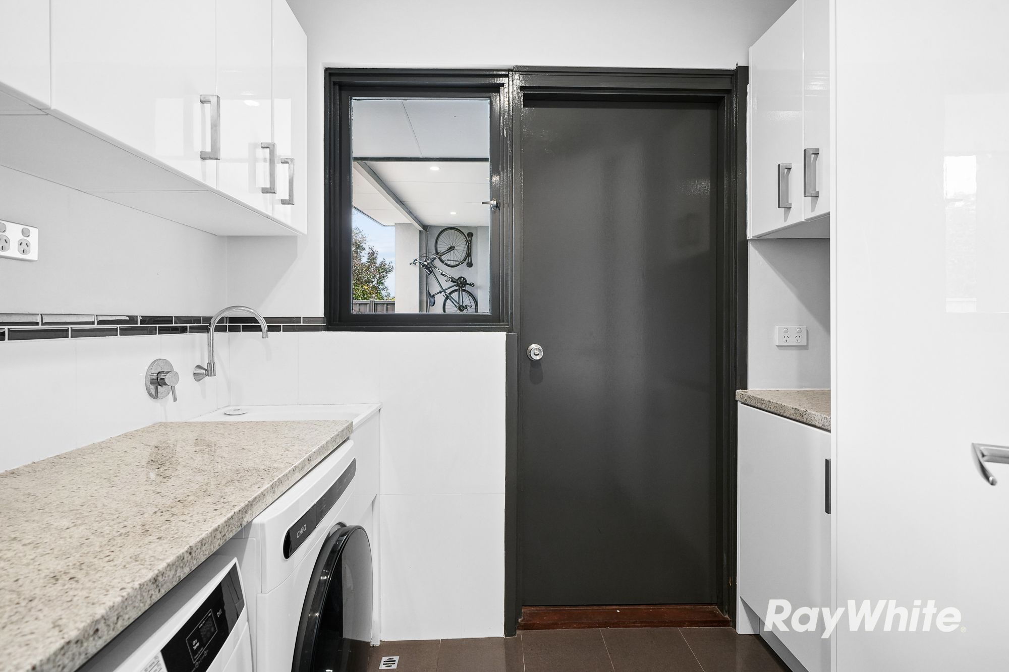 4 Cordova Court — photo 17 of 26