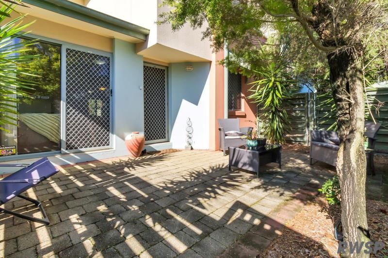 8/1 University Drive, Robina, QLD 4226