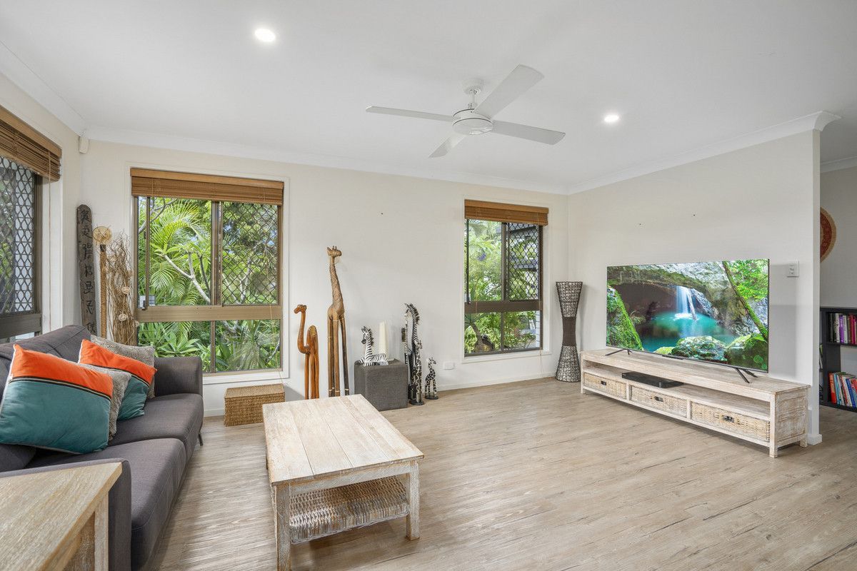 5 Aird Court, Highland Park, QLD 4211
