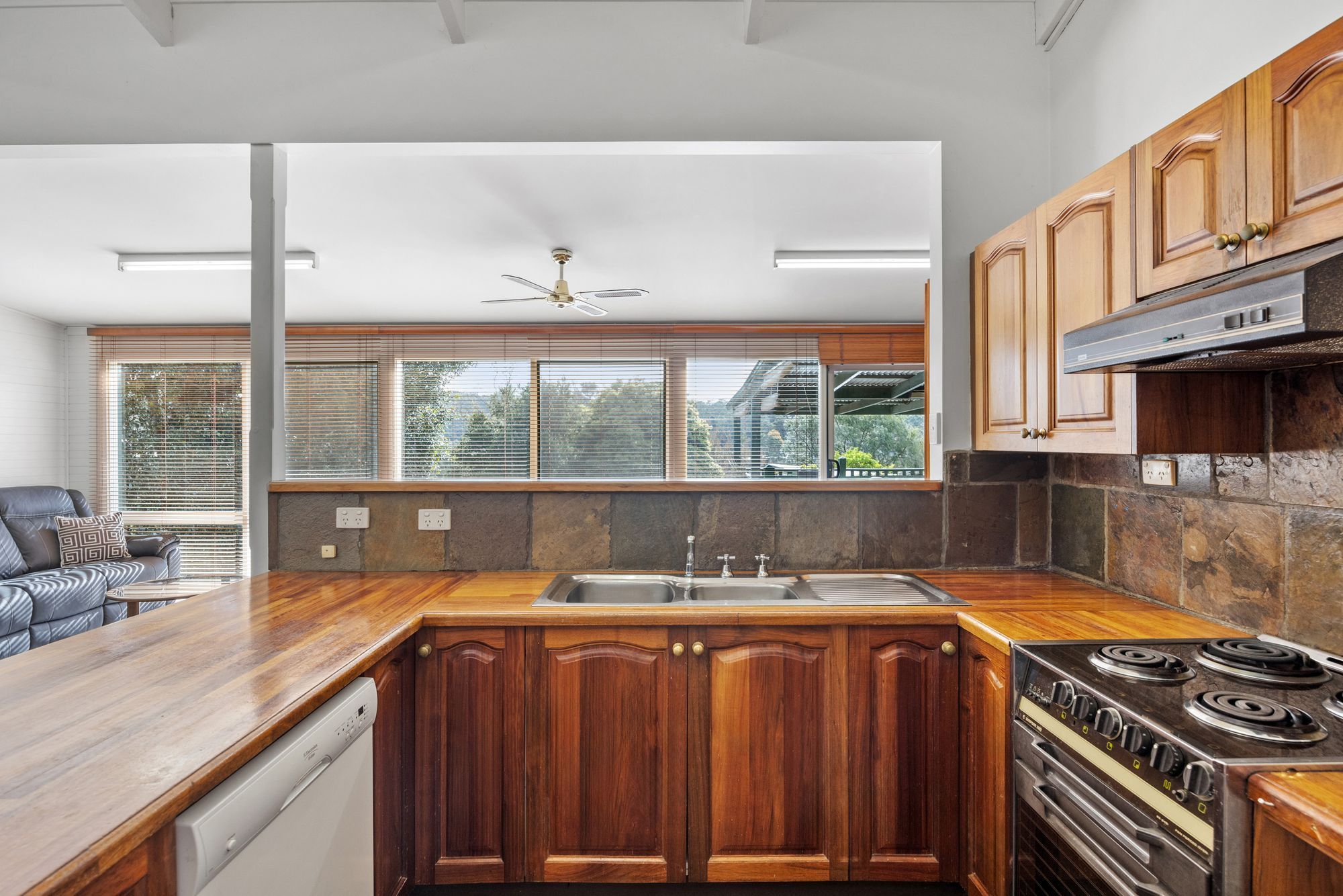 68 Churchill Park Drive — photo 9 of 19