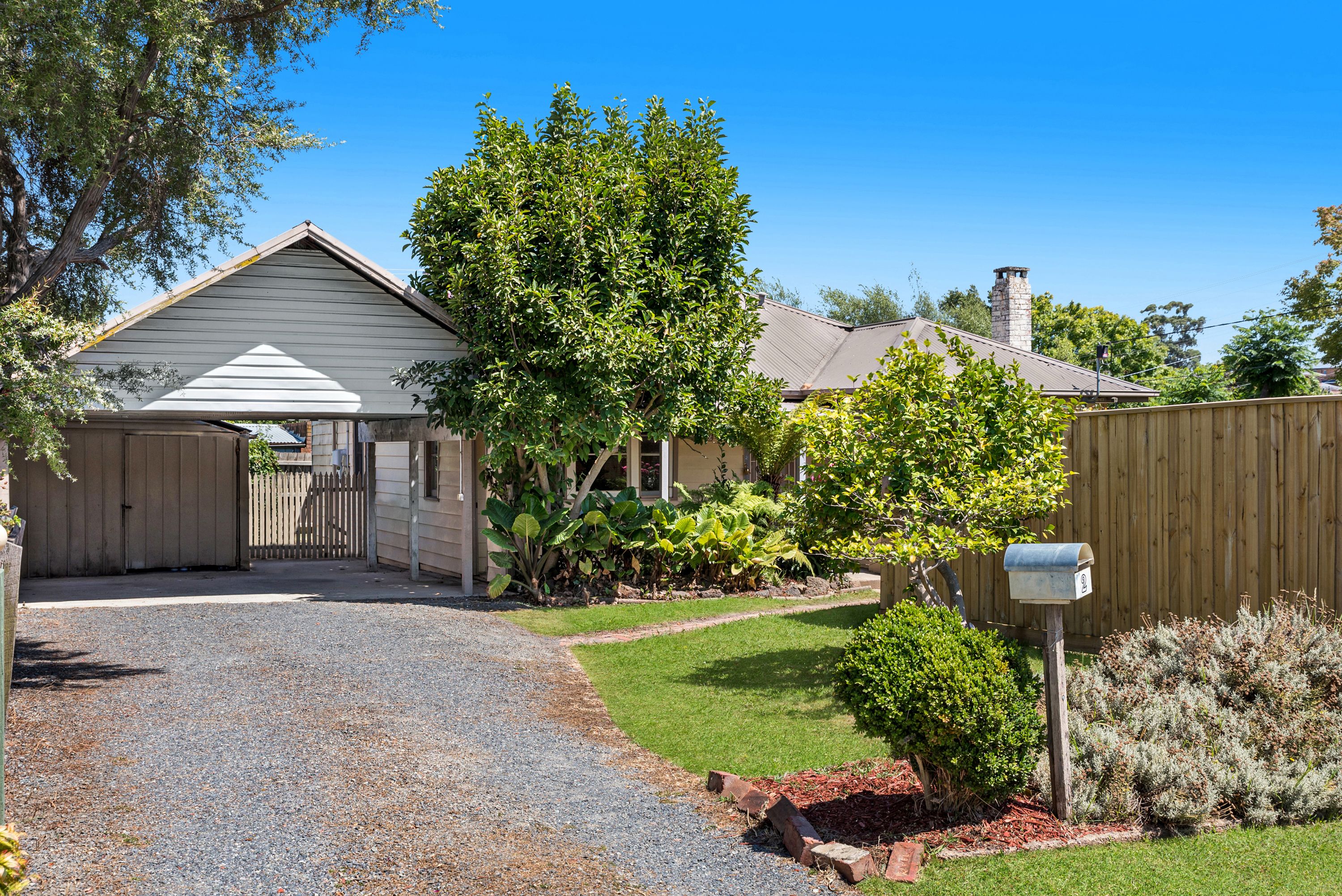 2 Aubrey Grove, Boronia, VIC 3155
