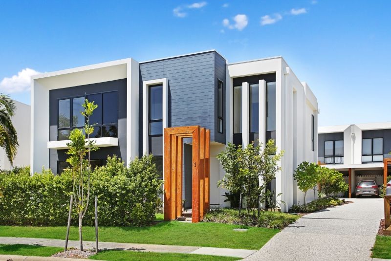70 Galeen Drive, Burleigh Waters QLD 4220