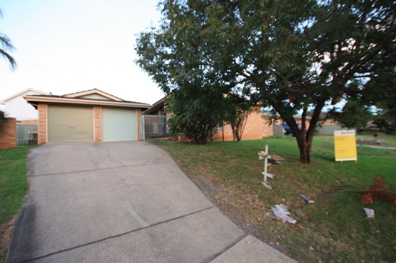 16 Georgiana Crescent, Ambarvale, NSW 2560