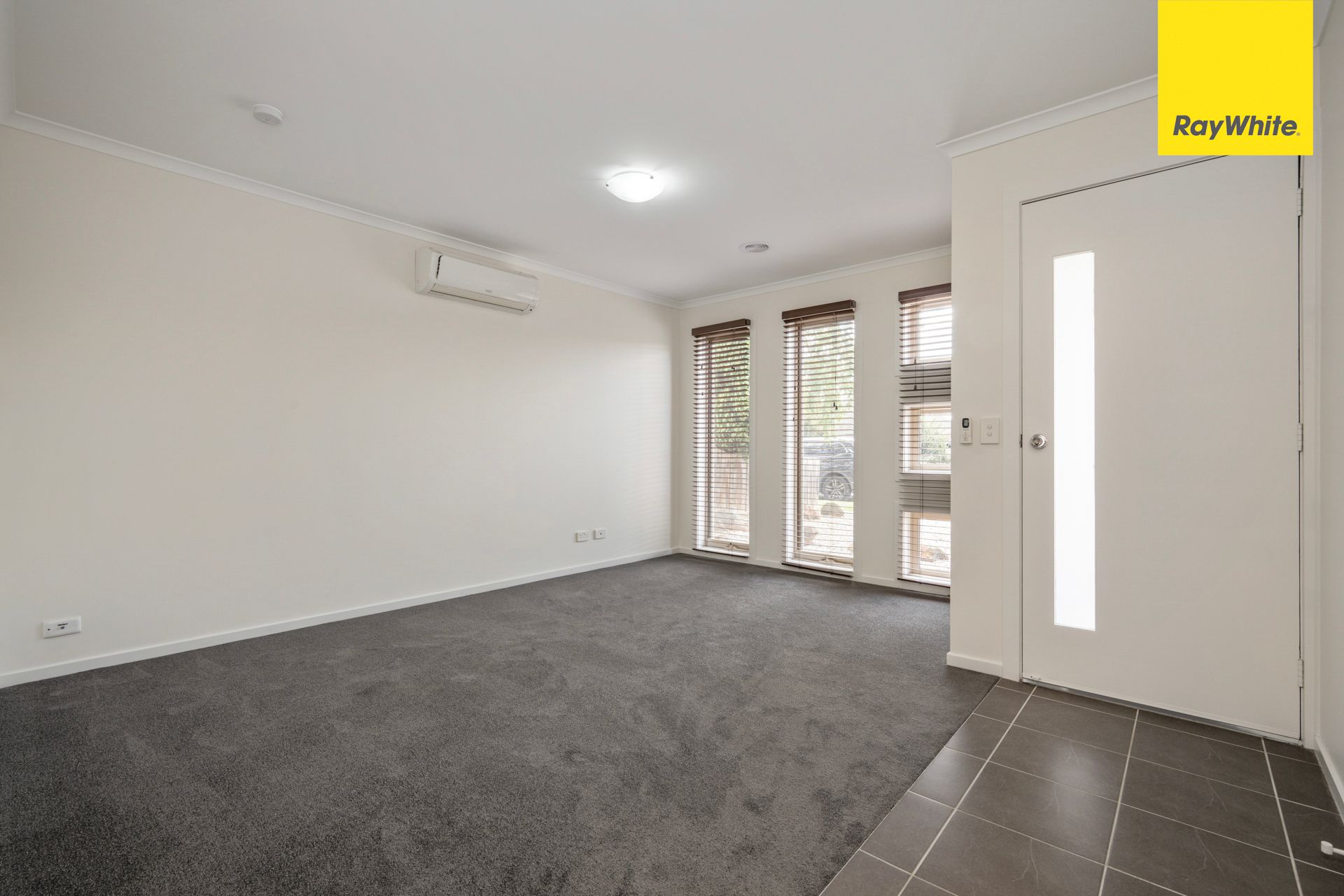 2/94 Dunvegan Drive, Kurunjang, VIC 3337