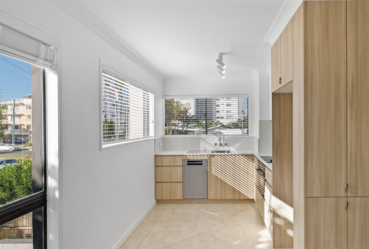 1/5 Richards Street — photo 4 of 9