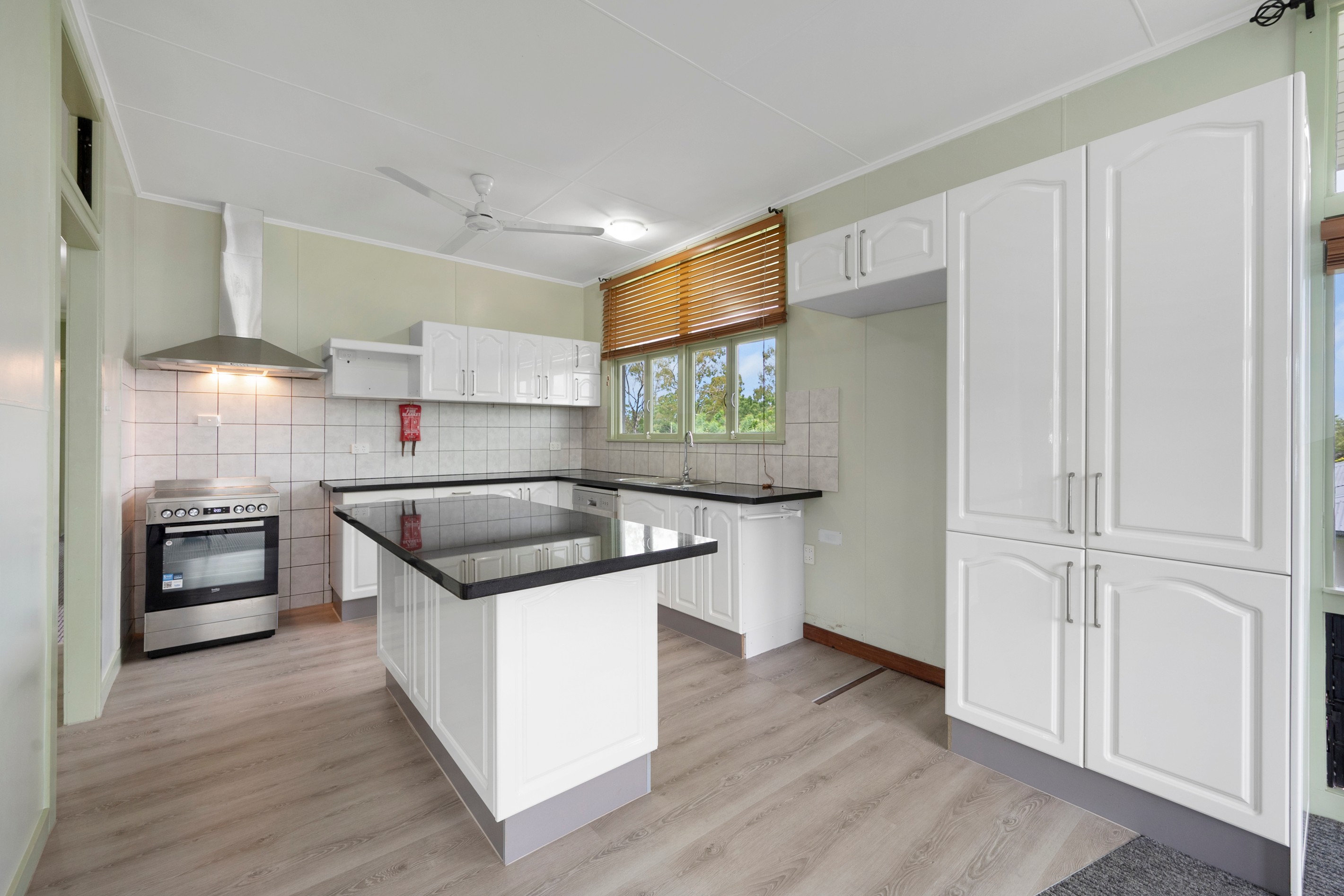 30 Salina Drive, Kelso, QLD 4815