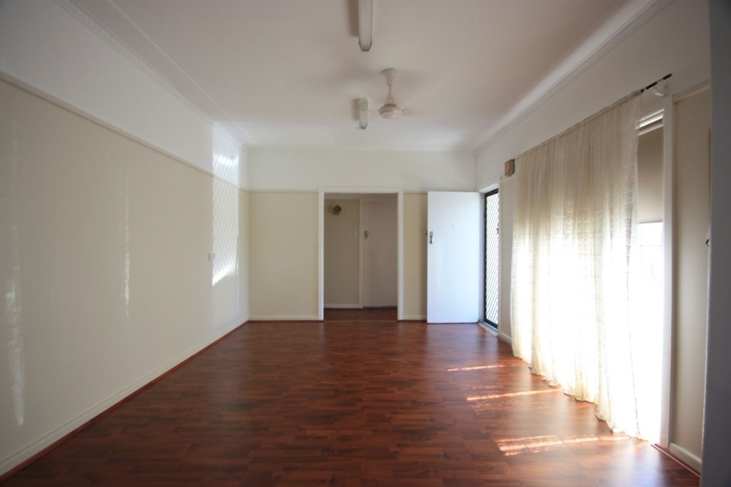 3 Alam Place, Campbelltown, NSW 2560
