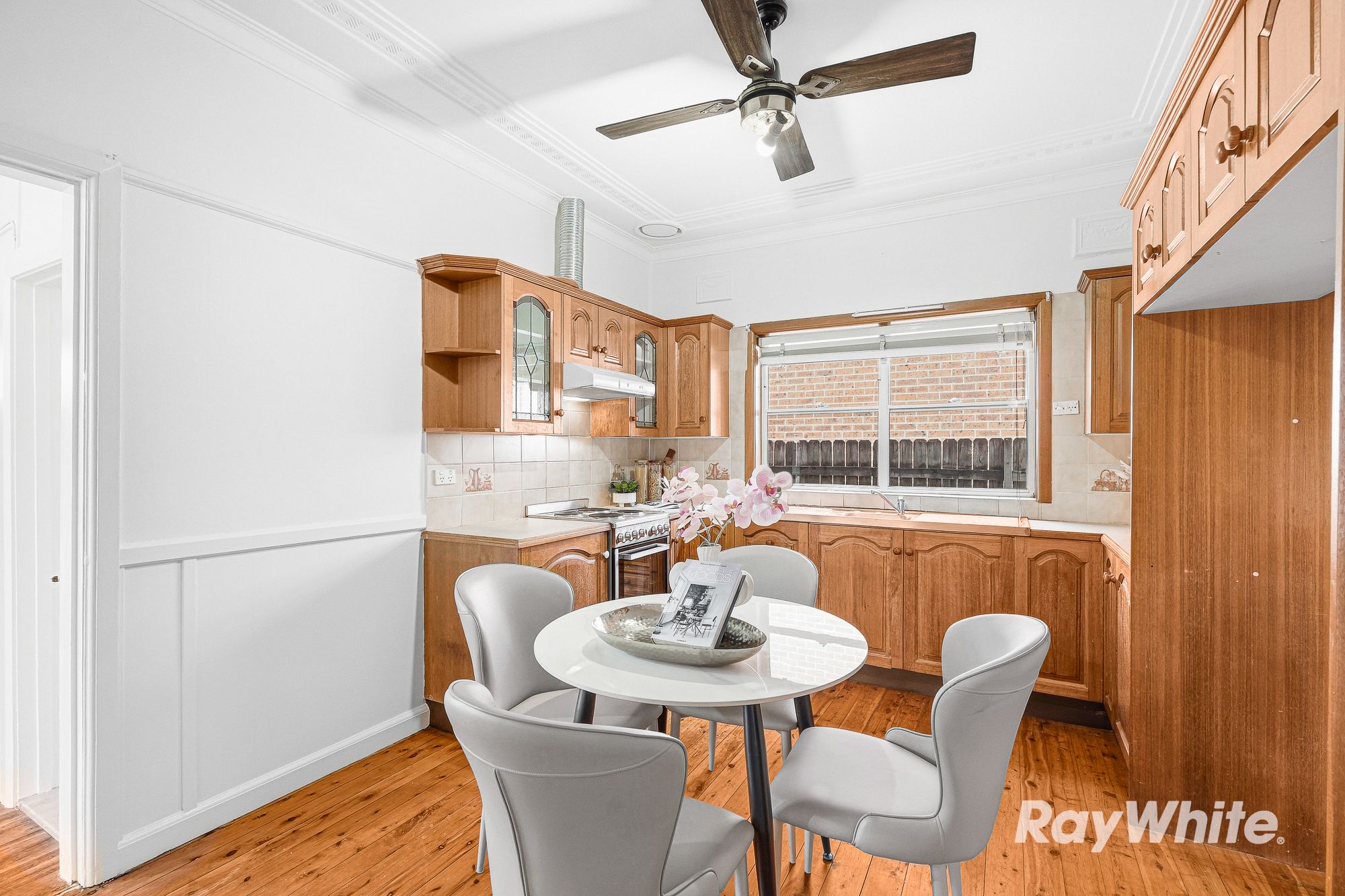 14 Wandsworth Street — photo 5 of 17