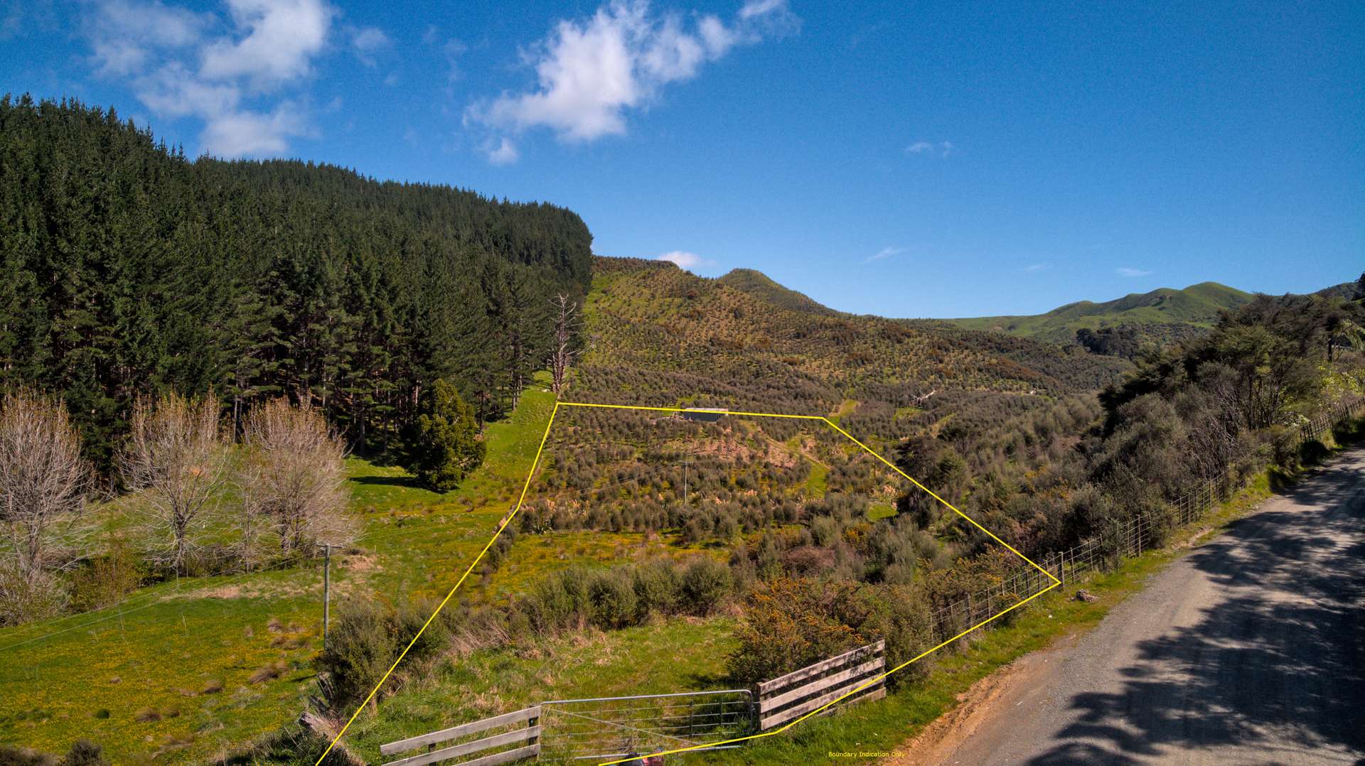 60 Whakapirau Road photo 2