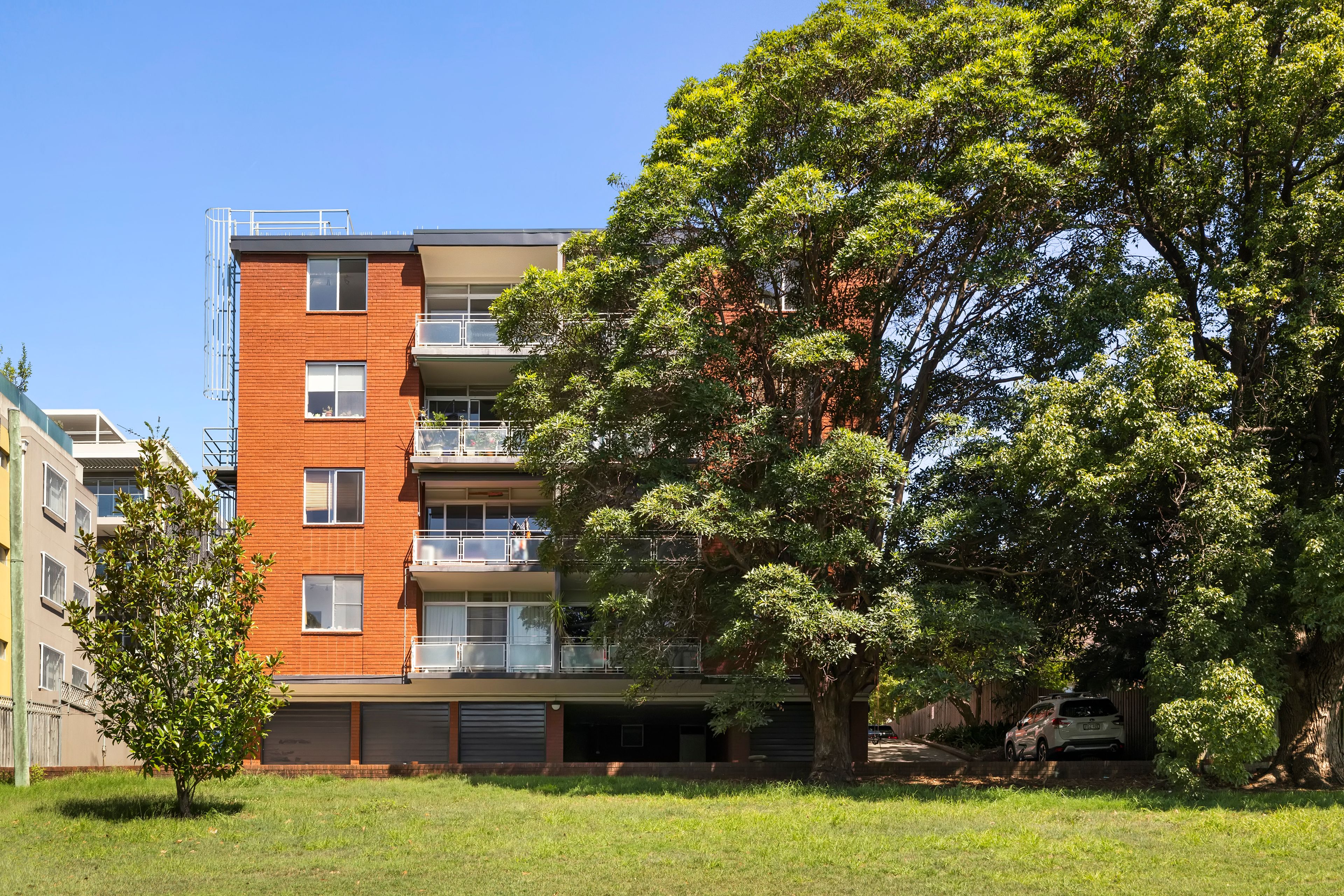 3/64-66 Lyons Road — photo 10 of 11