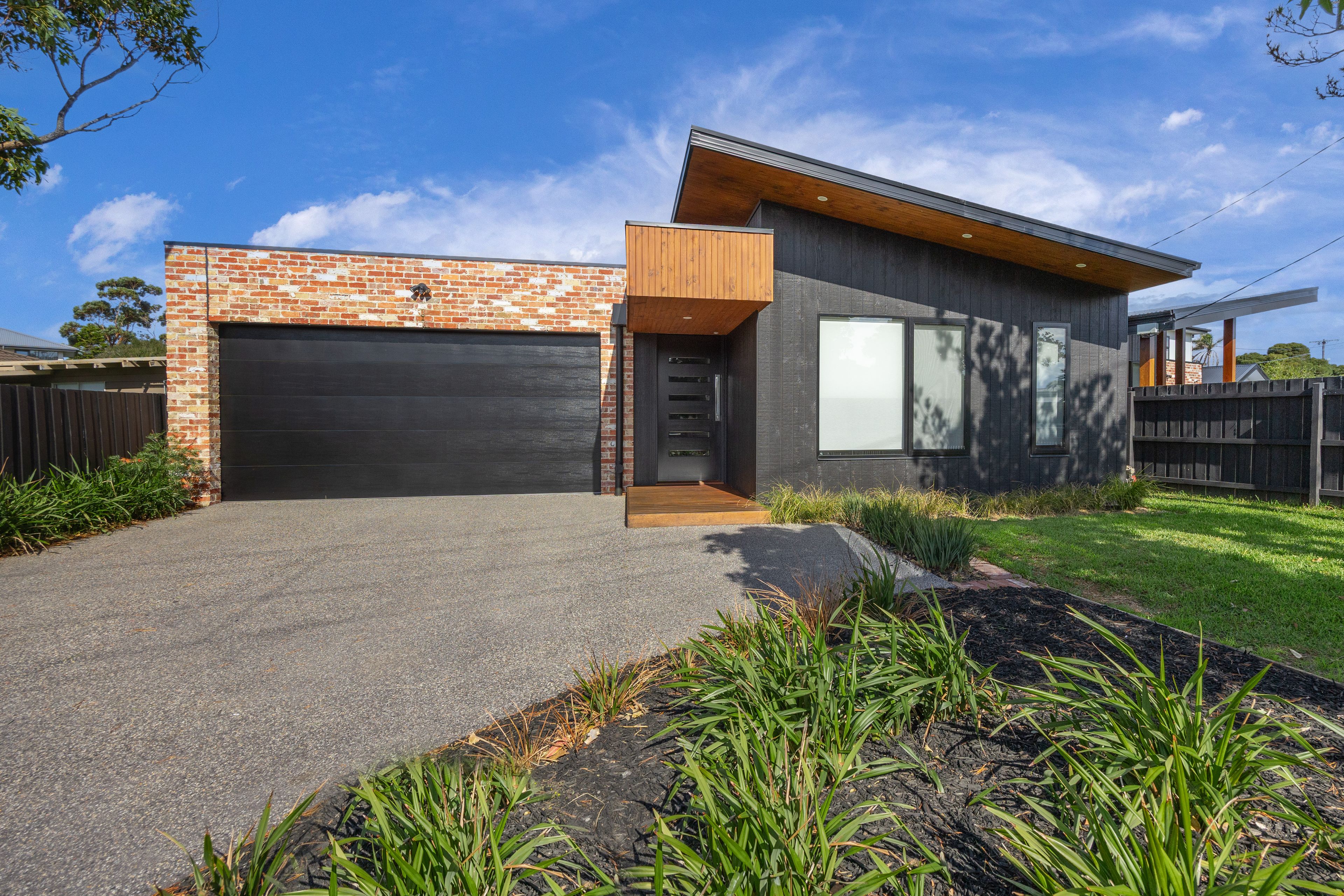 2A Coutts Street, Safety Beach, VIC 3936