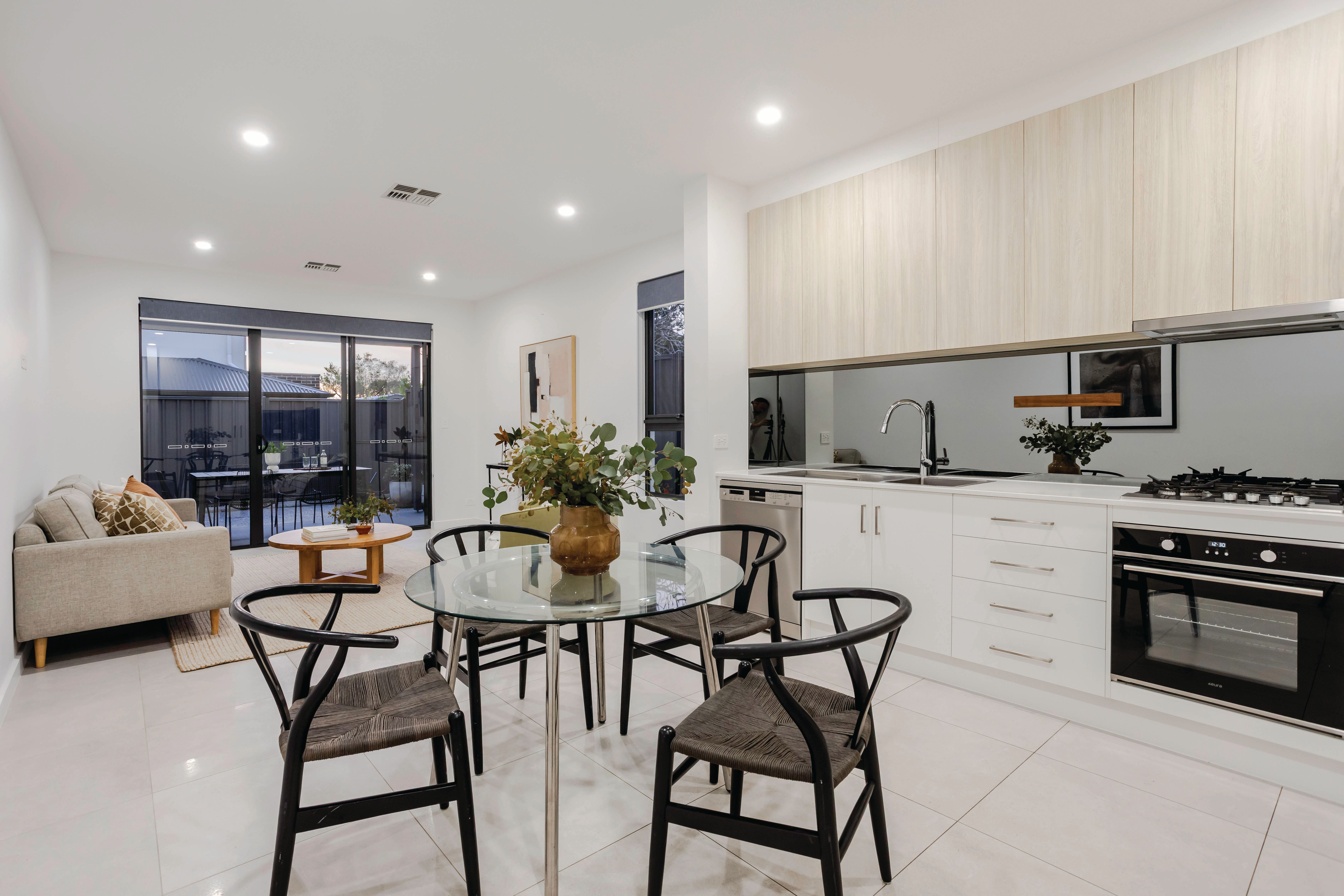 14C Lorne Avenue — photo 10 of 30