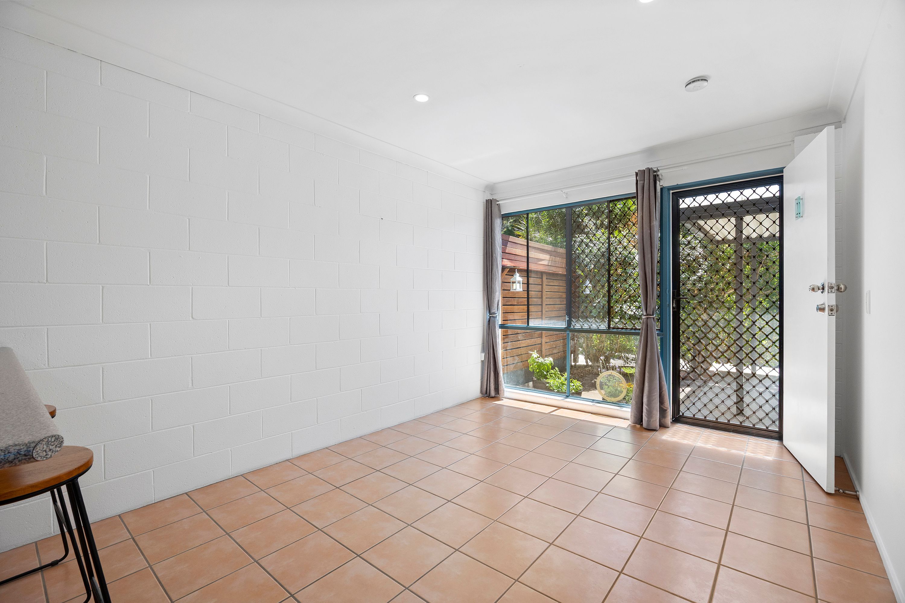 2/106 Bundilla Boulevard, Mountain Creek, QLD 4557