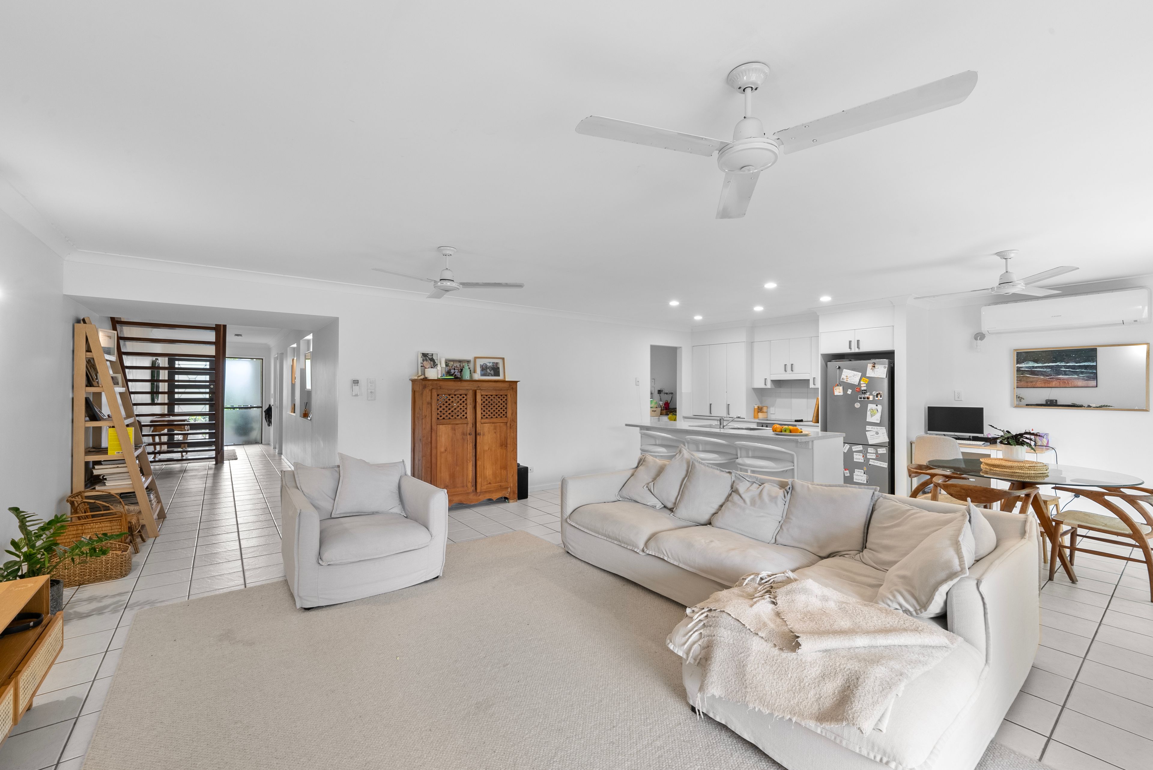 1/103 Wunburra Circle, Pacific Pines, QLD 4211