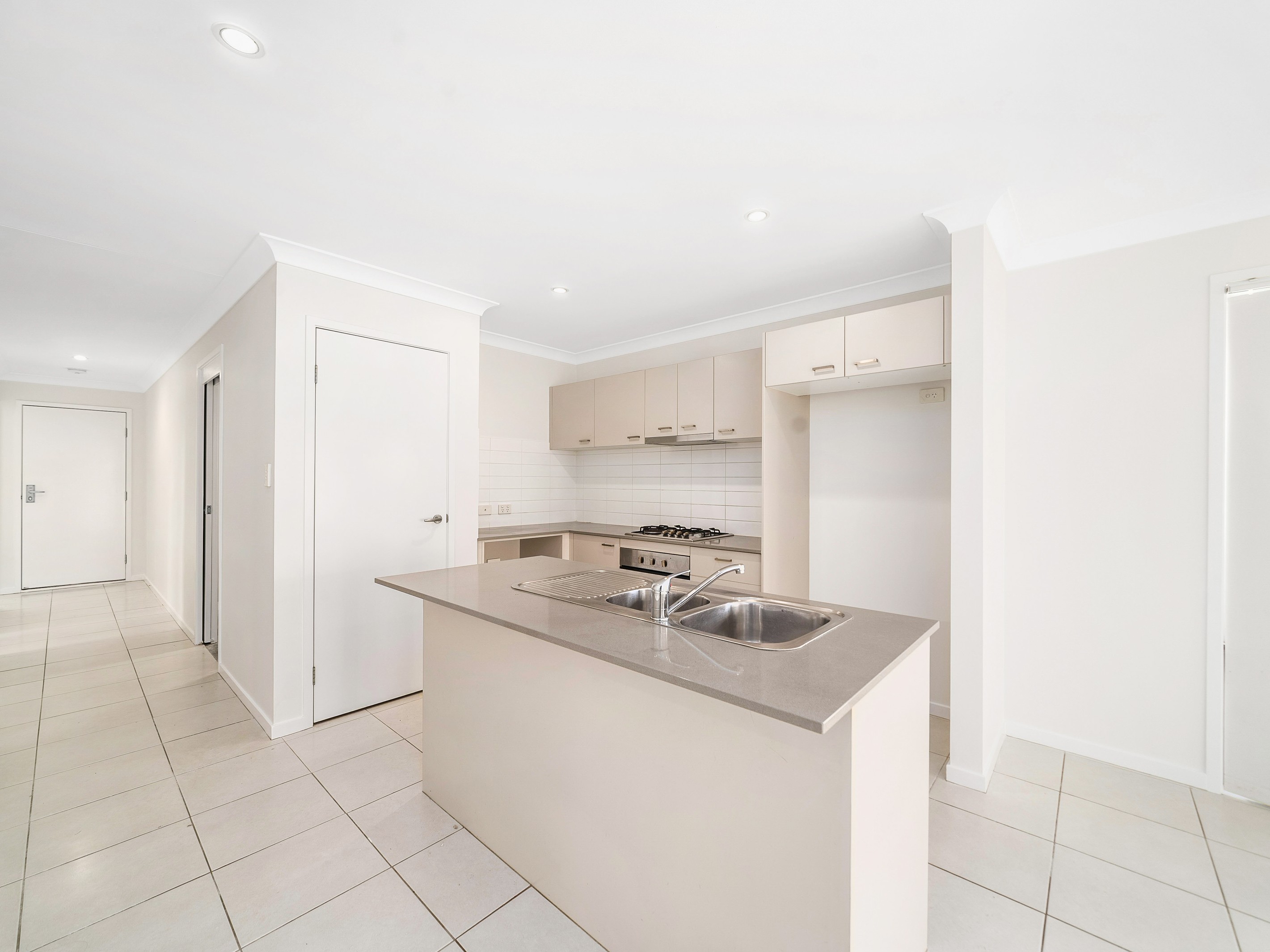 39 Bowerbird Crescent, Dakabin, QLD 4503