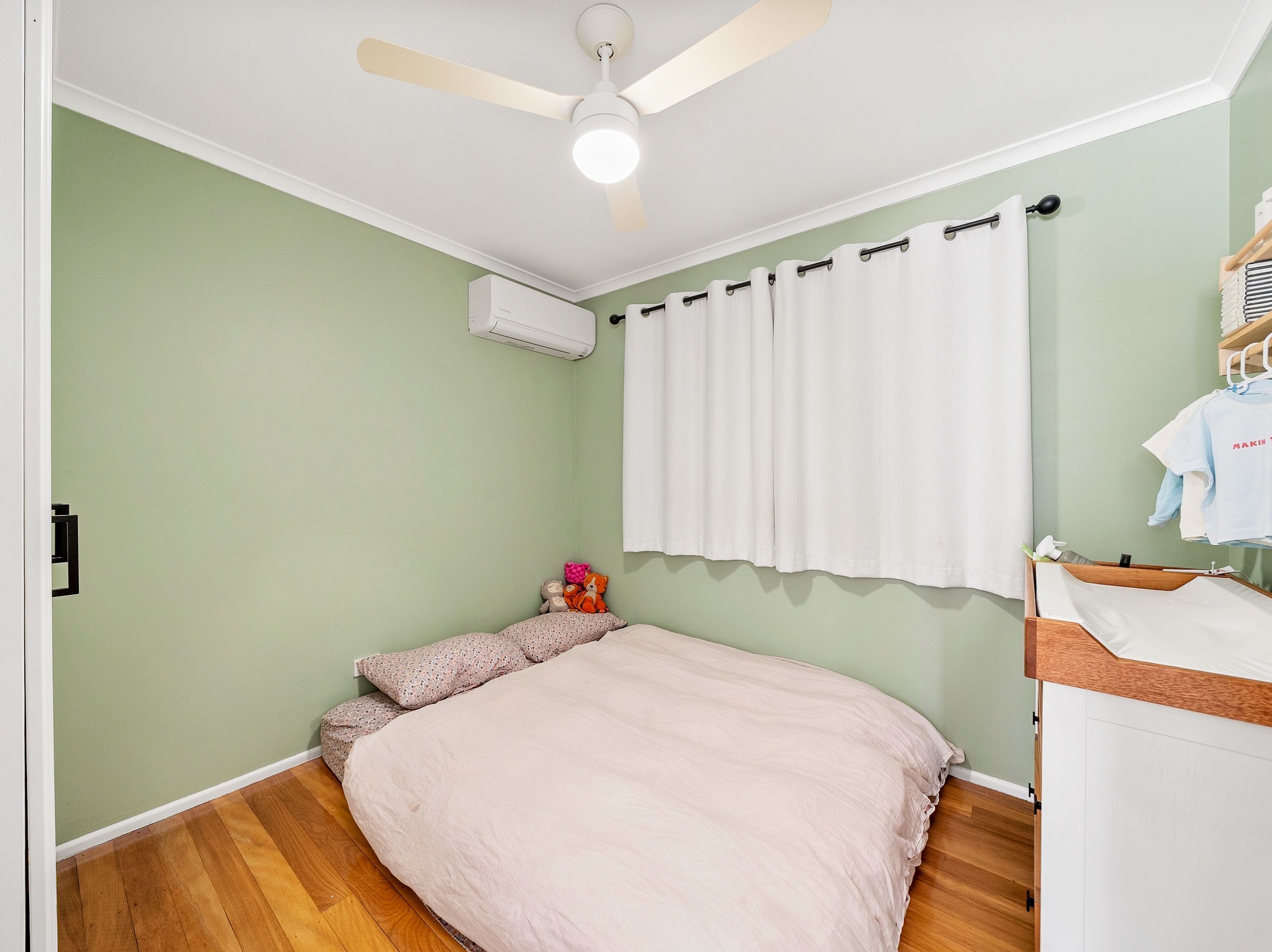 14 Roma Street — photo 15 of 29