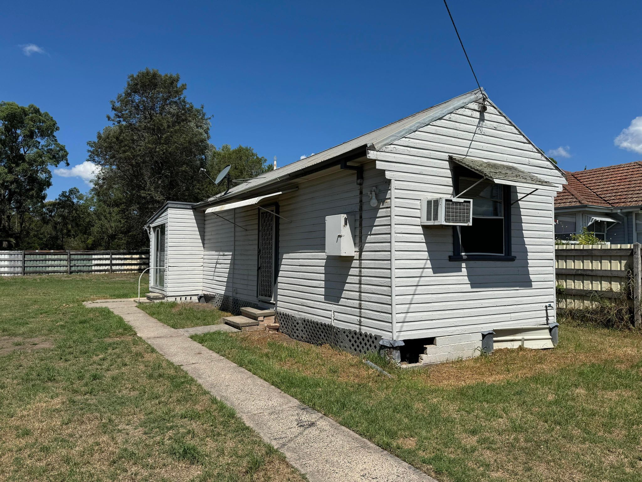 12 Government Road, Cessnock, NSW 2325 Leased House Ray White Cessnock