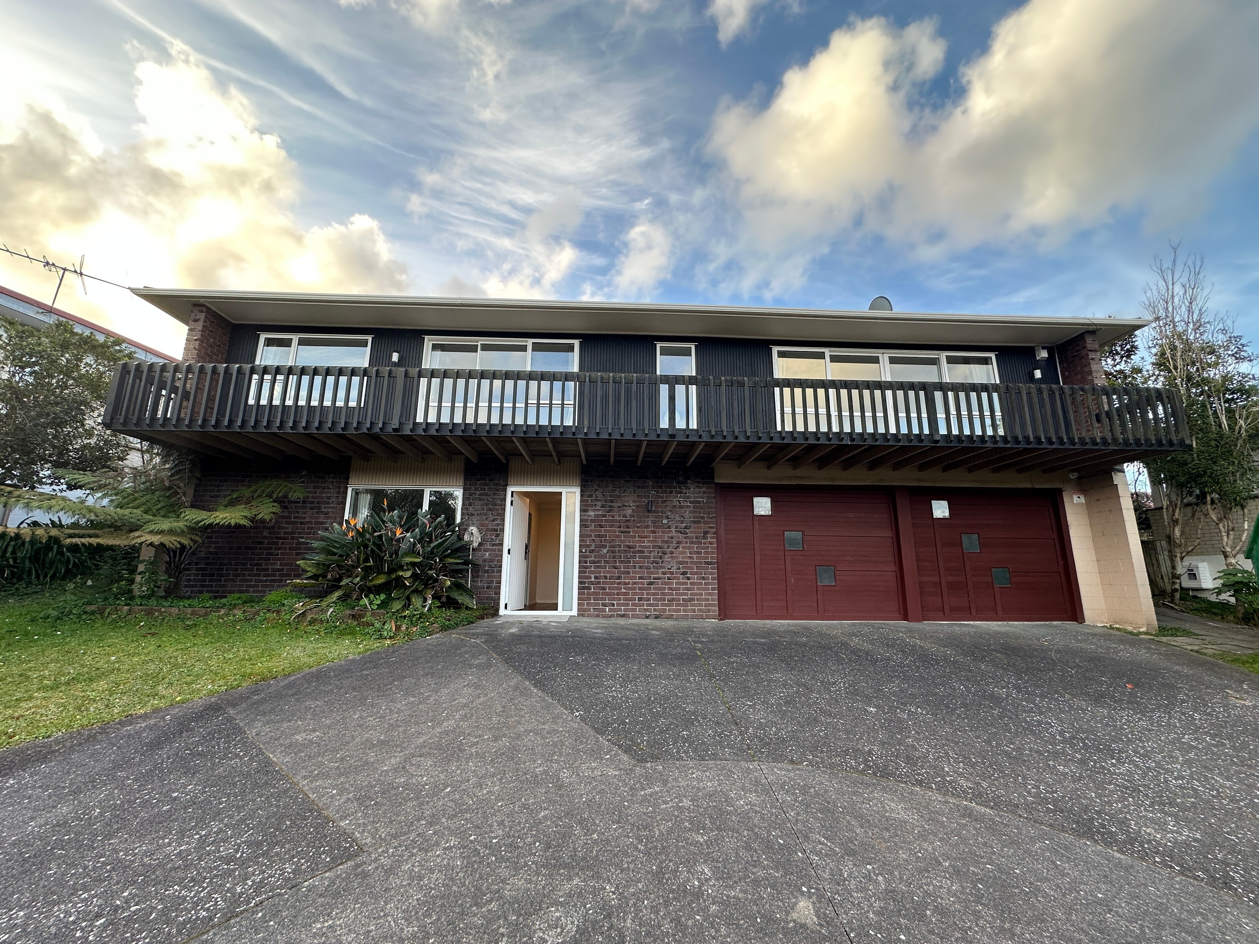 17 John Downs Drive, Browns Bay, North Shore City