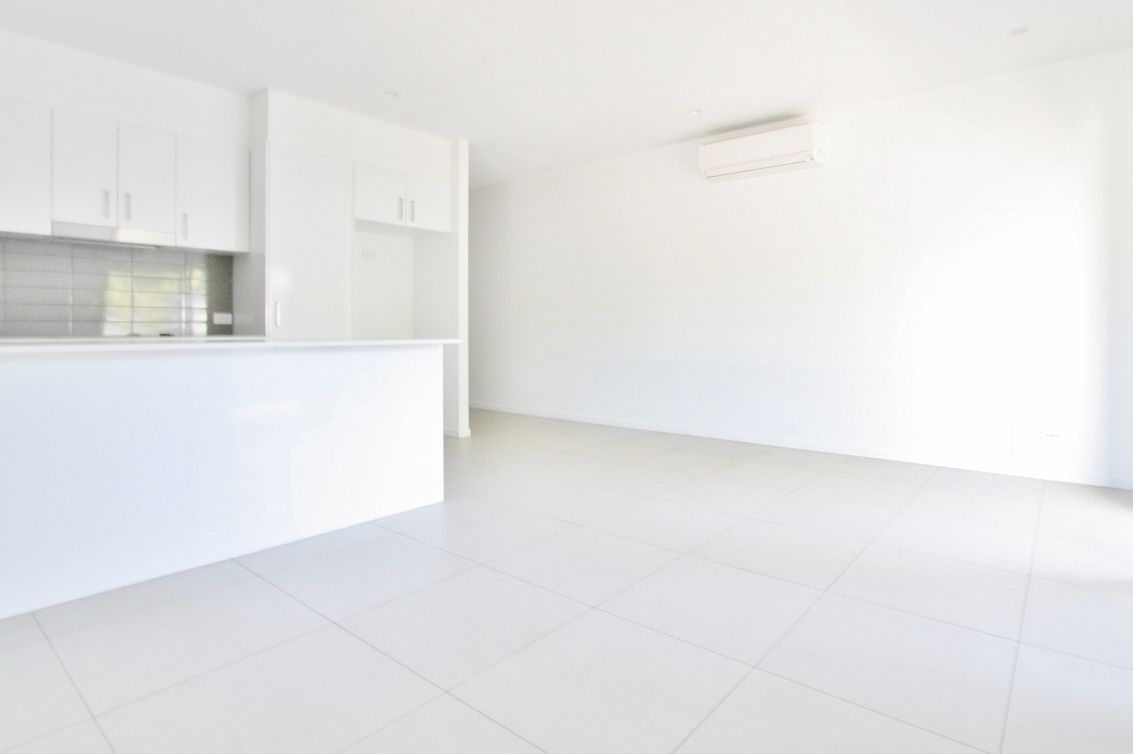 2/11 Lagonda Street, Annerley, QLD 4103