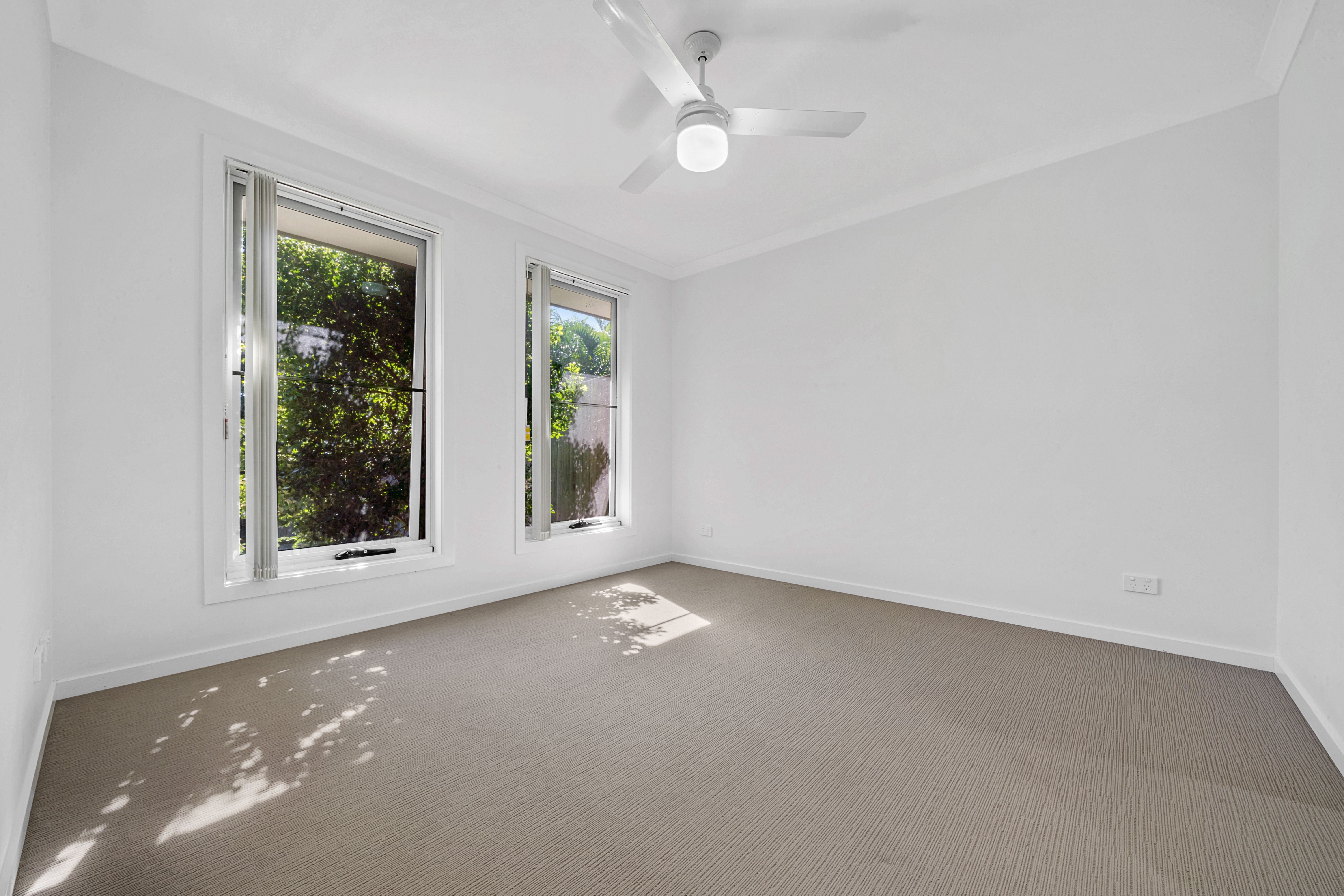 2/4 Woodburn Street, Marsden, QLD 4132