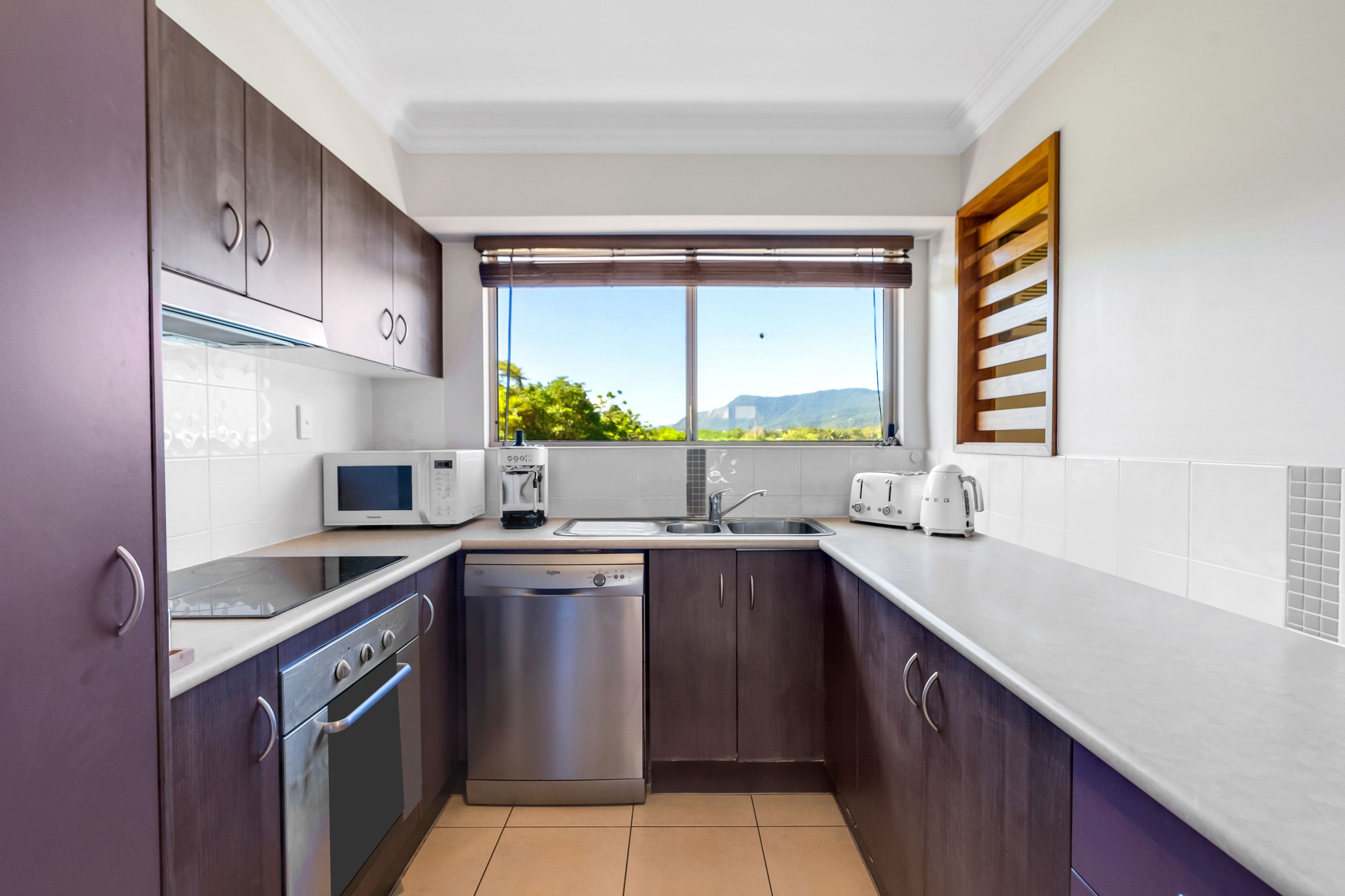 305/29-33 Springfield Crescent, Manoora, QLD 4870
