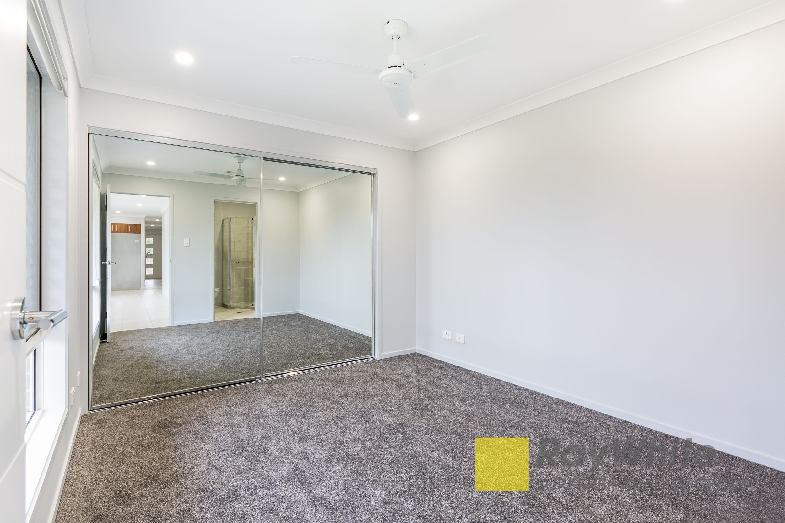 1/4 Pelham Street — photo 5 of 11