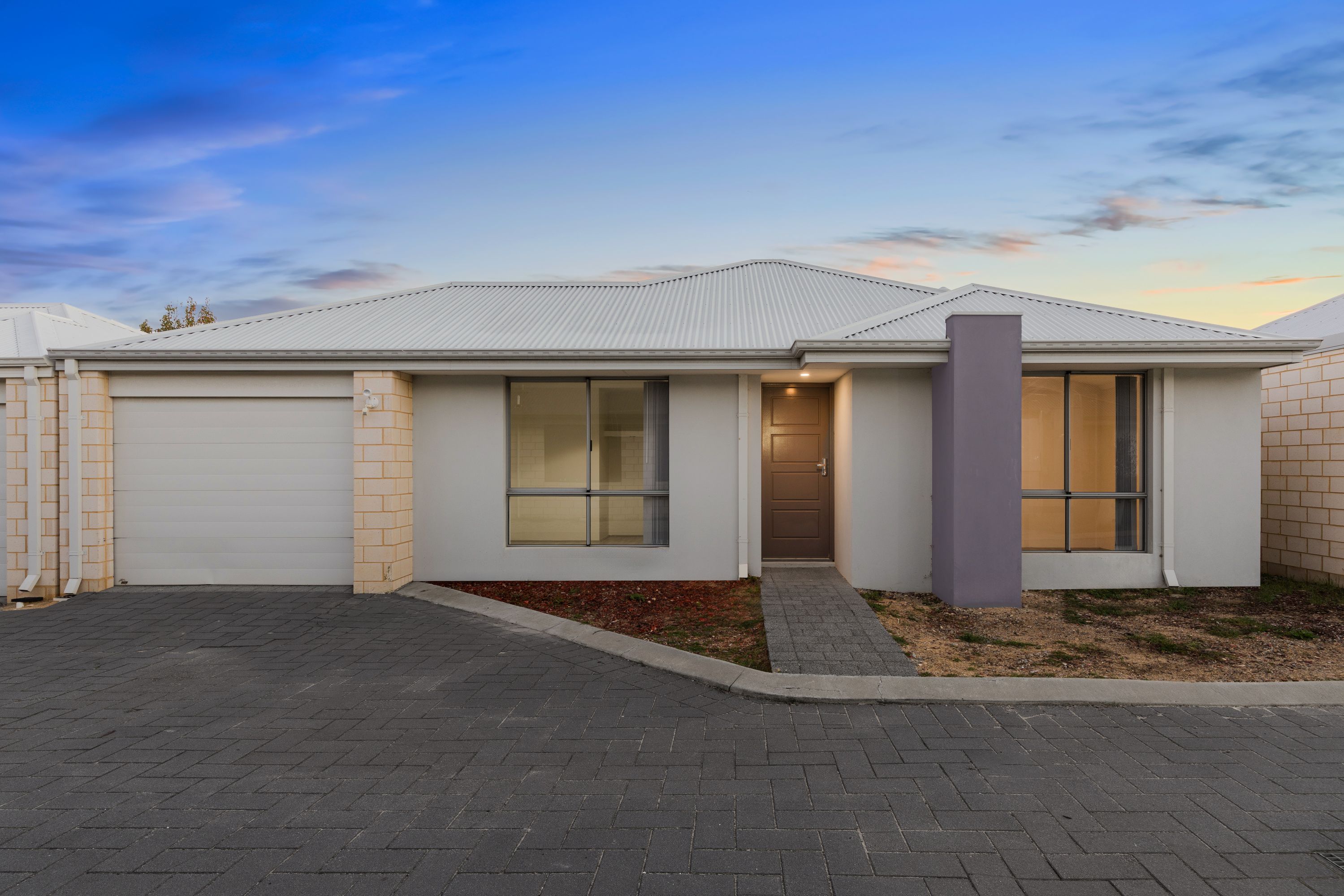 6/7 Friar Road — photo from Ray White Armadale City