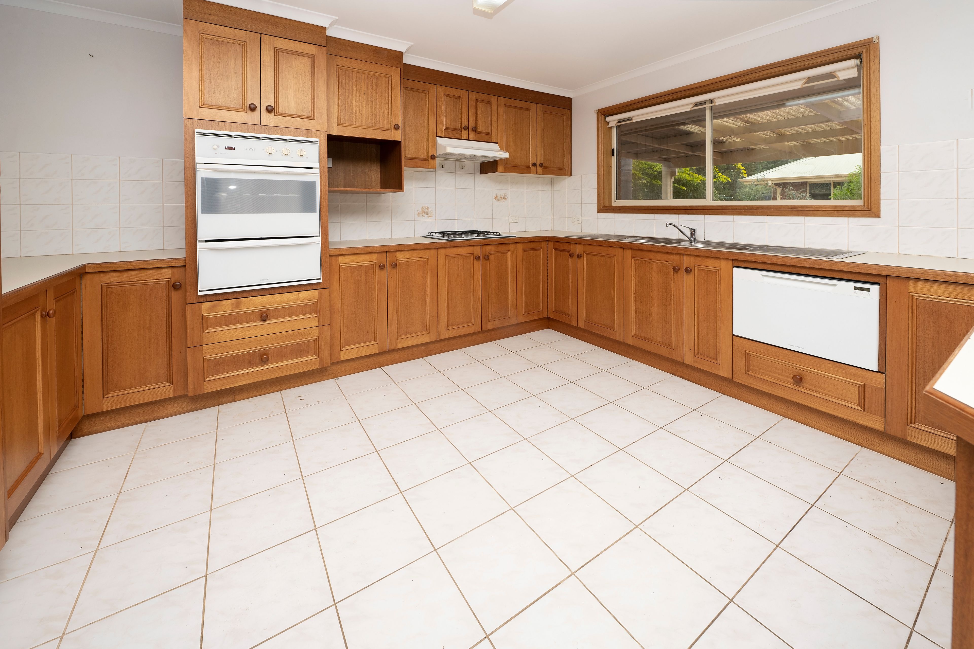 20 Currawong Court — photo 7 of 20