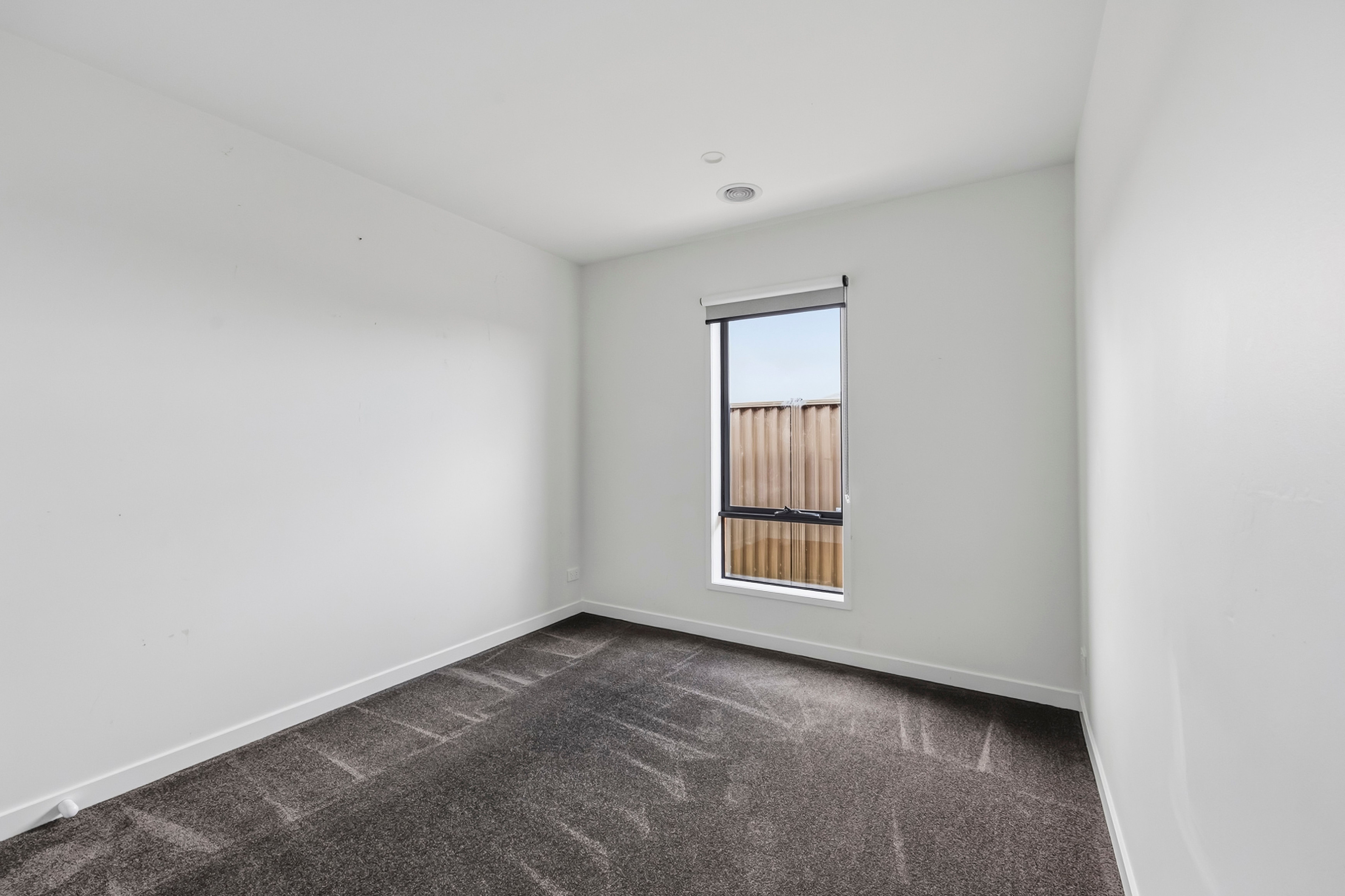 10 O'Rourke Street — photo 4 of 9