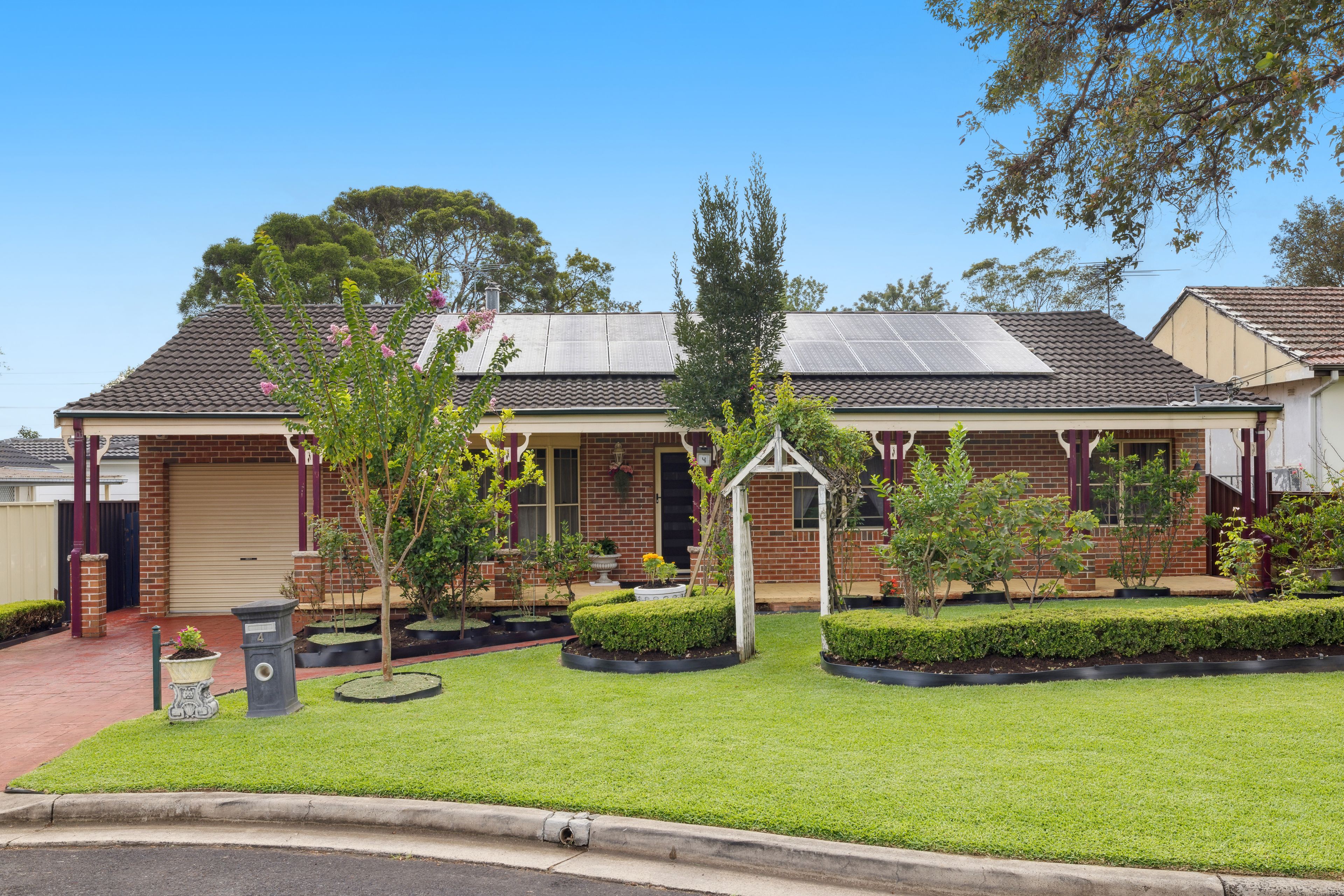 4 Flint Street, Ingleburn NSW 2565