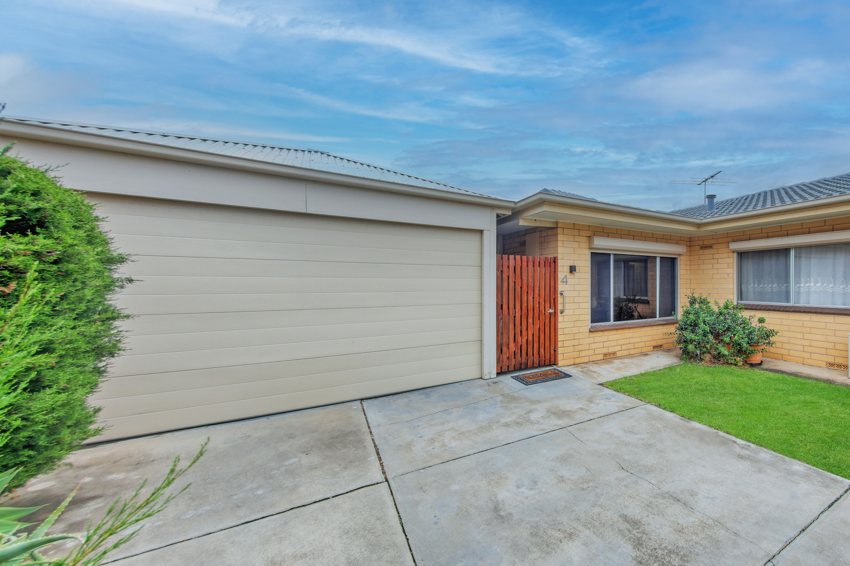 4/15 Clegowie Street, West Beach, SA 5024