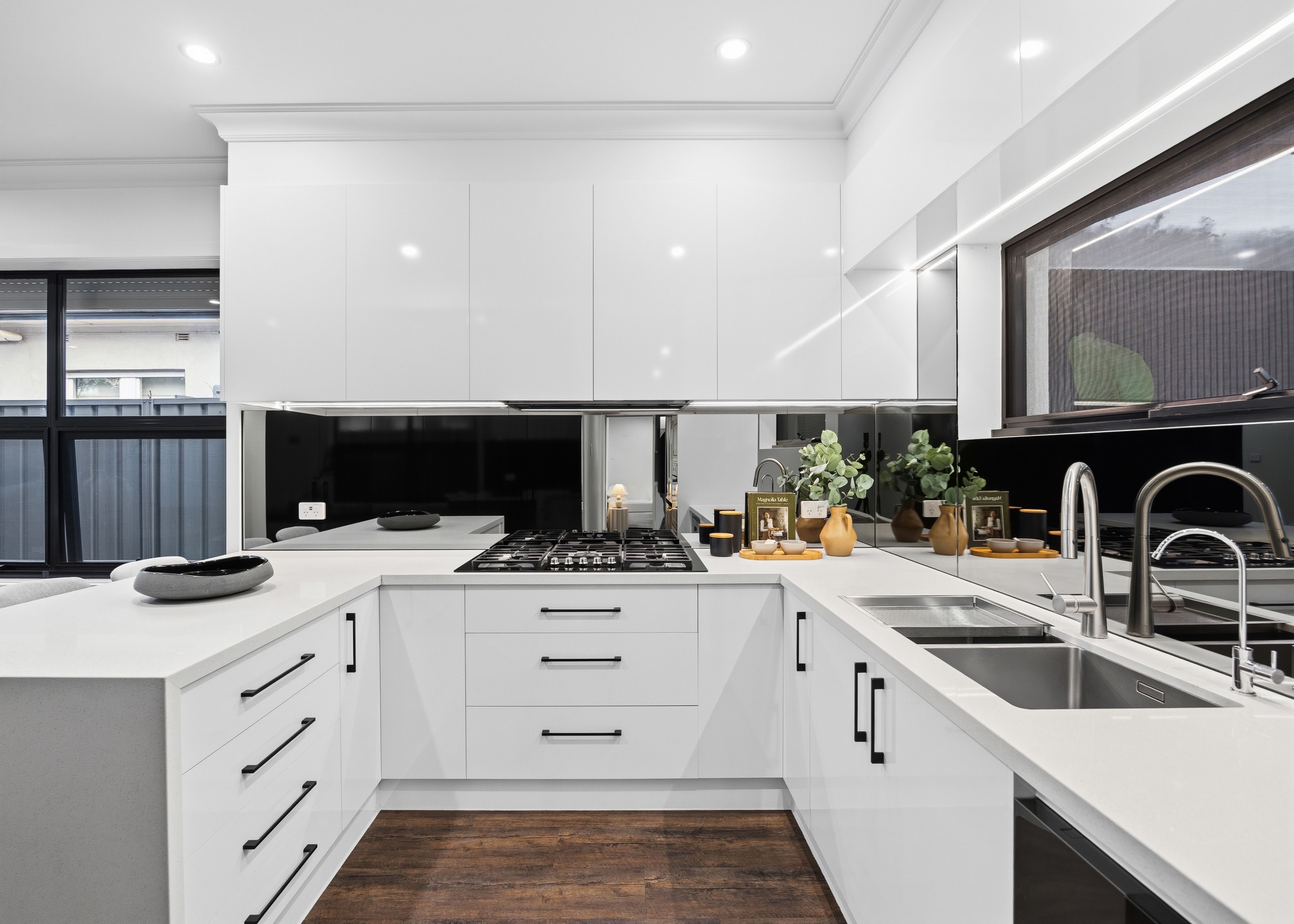 55 Jervois Avenue — photo 9 of 22