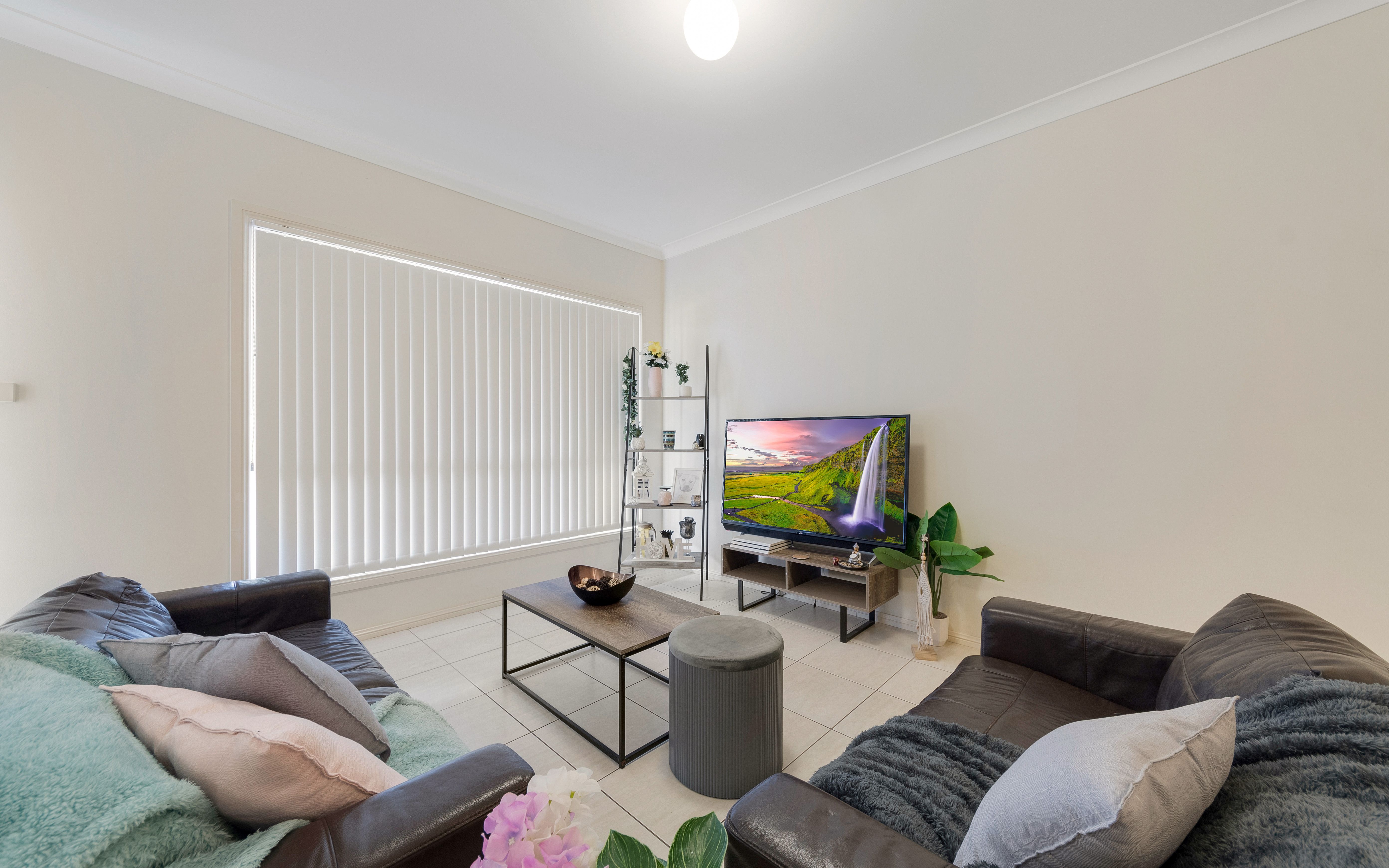 2/17 Brenda Street, Ingleburn, NSW 2565
