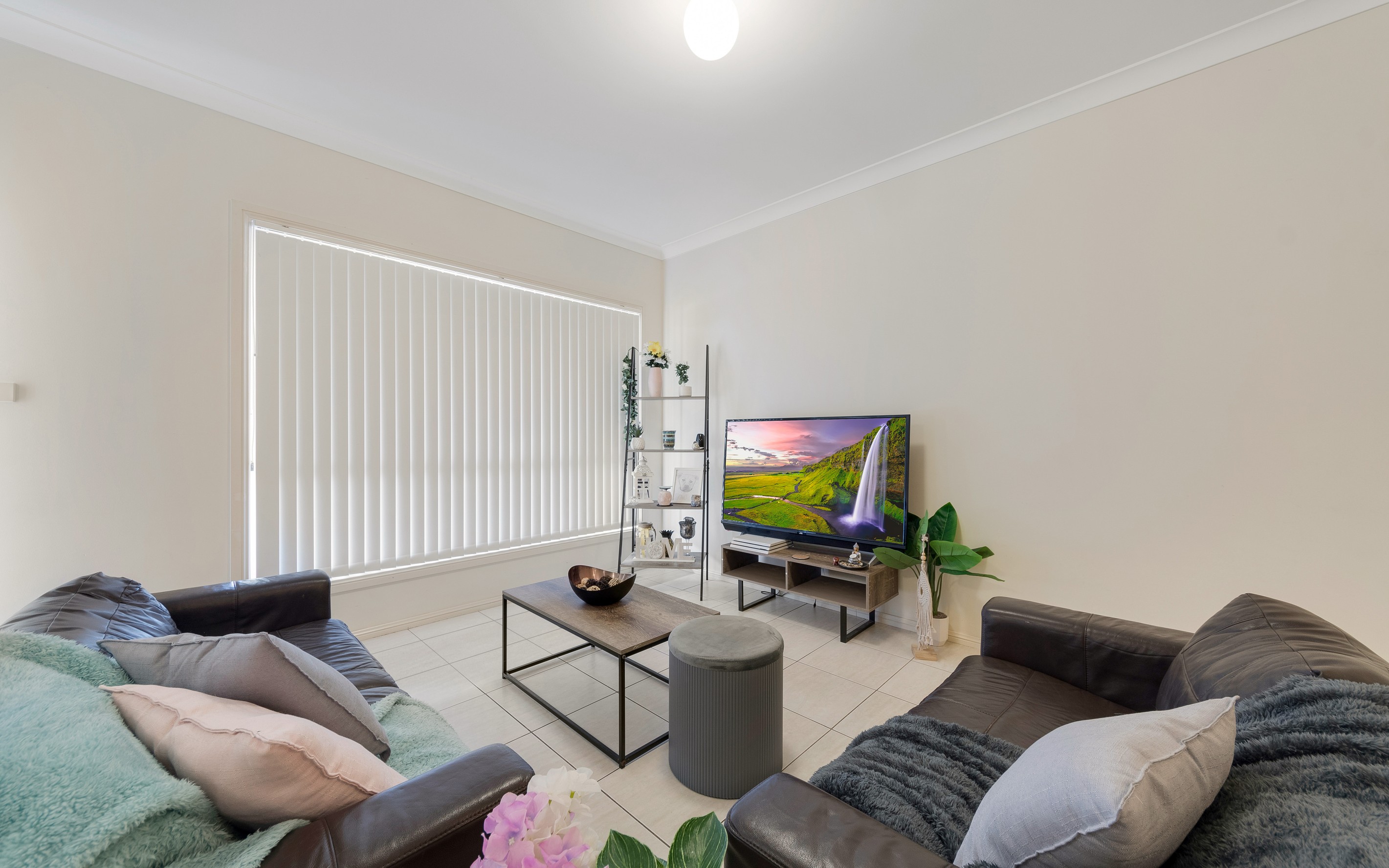 2/17 Brenda Street, Ingleburn, NSW 2565