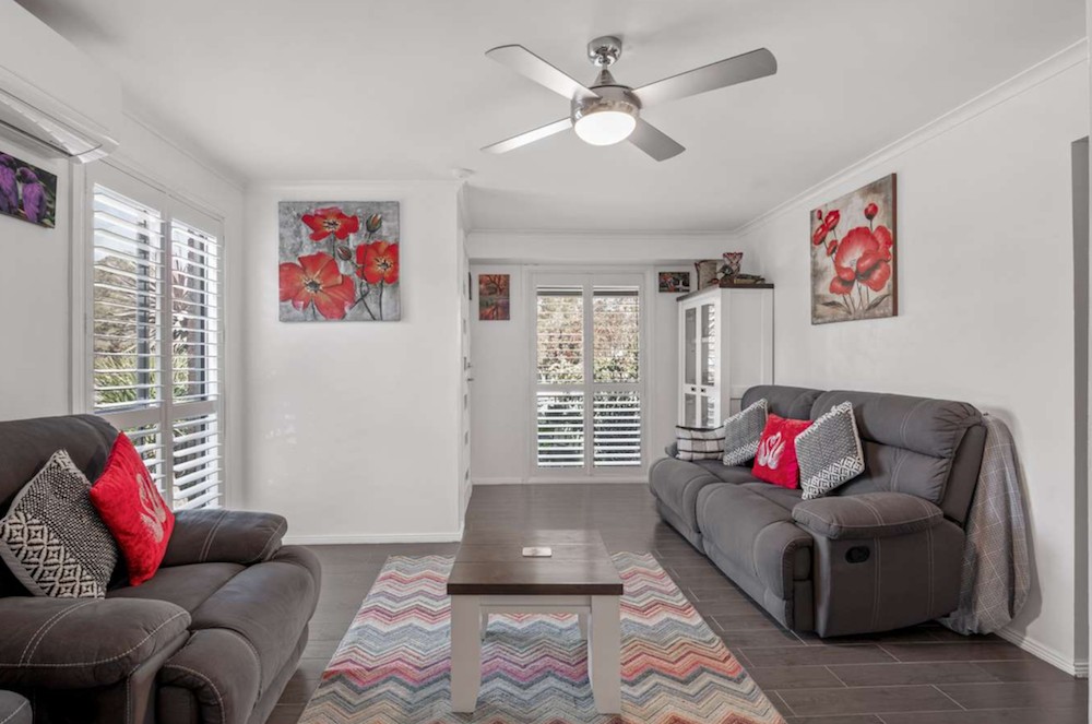 11 Crozier Street, Eagle Vale, NSW 2558