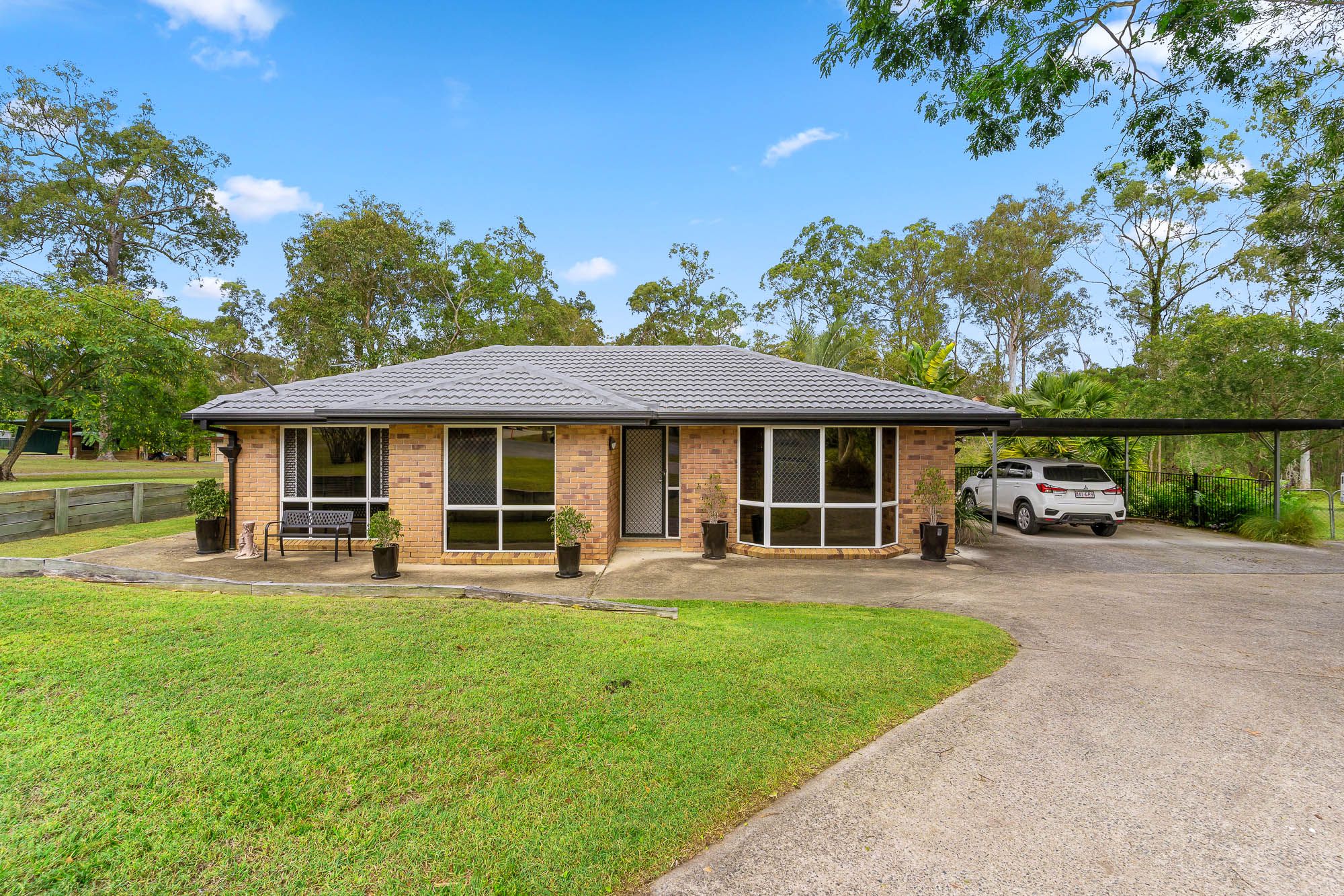 16 Batavia Court, Park Ridge South, QLD 4125