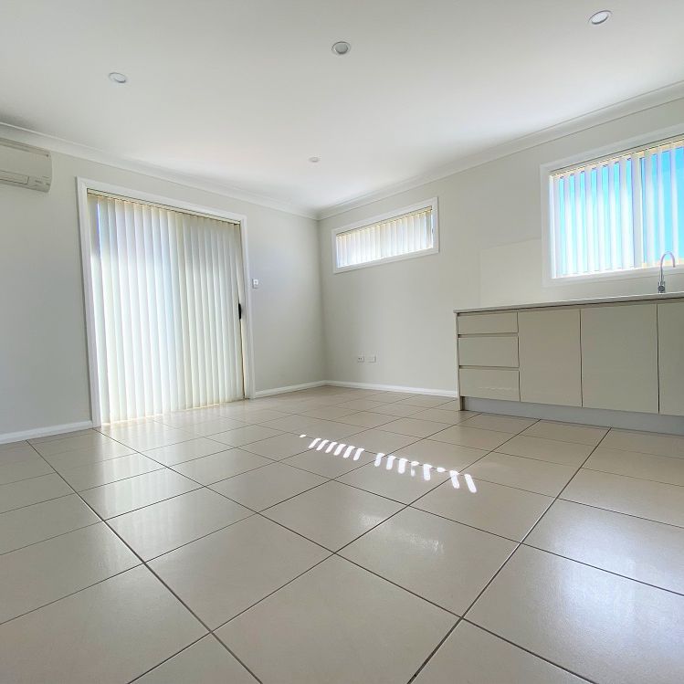 51a Copperfield Drive, Ambarvale, NSW 2560
