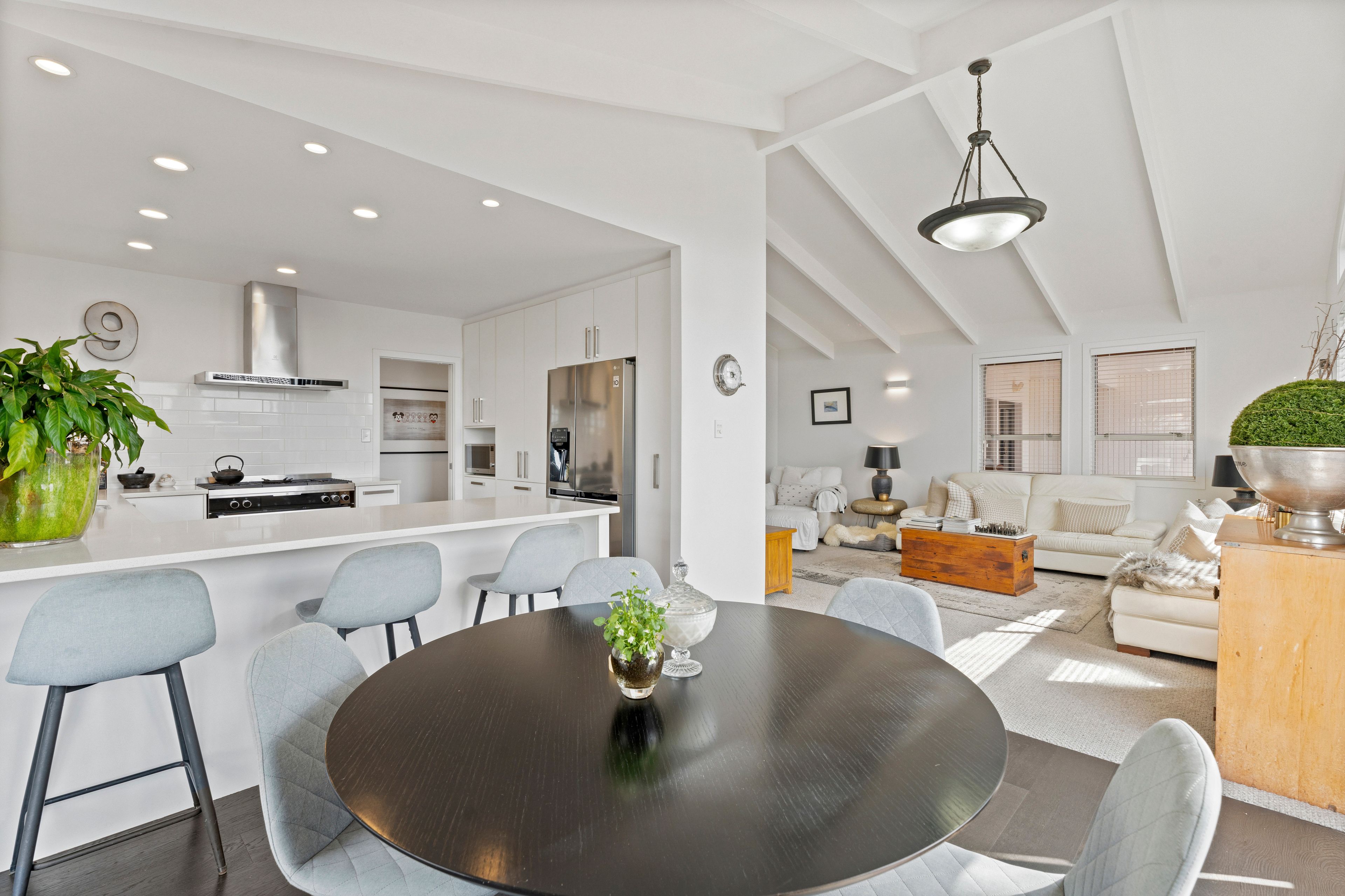 9 Fratley Avenue, Farm Cove, Manukau City