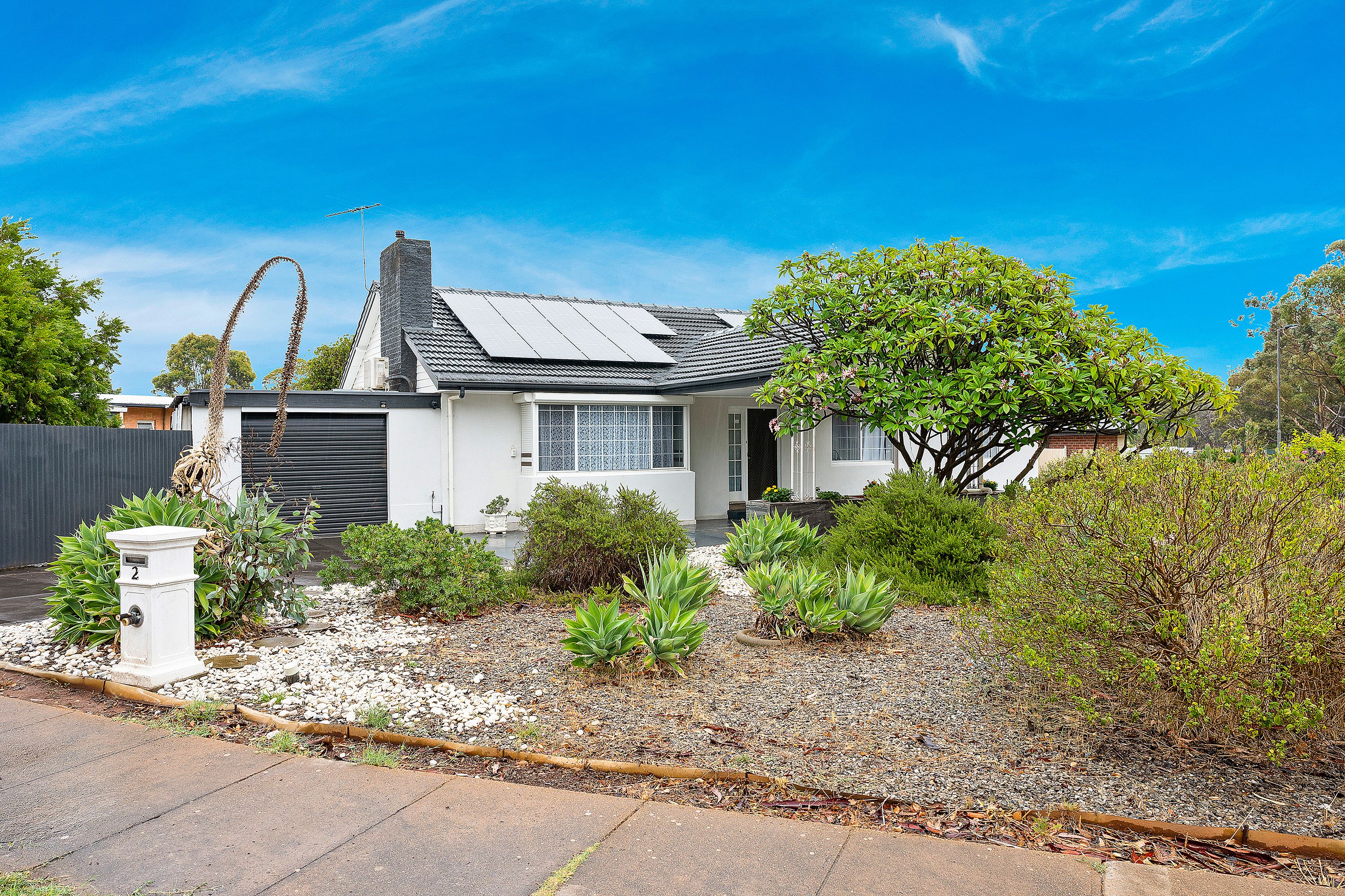 2 Coppleridge Drive, Elizabeth Vale, SA 5112